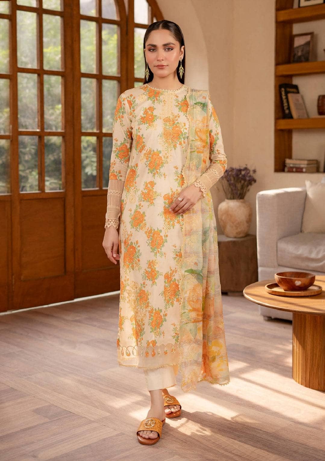 img_guljee_rang_e_haya_awwal_boutique