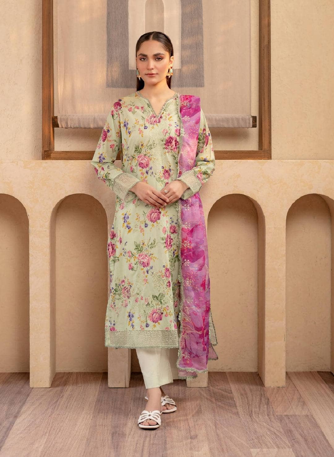 img_guljee_rang_e_haya_awwal_boutique