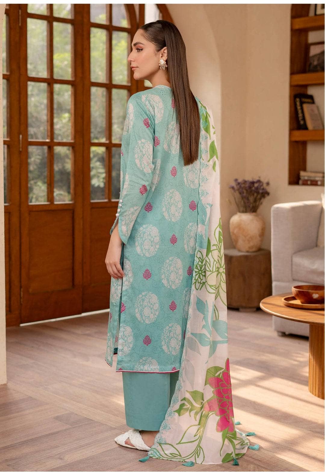 img_gul_jee_lawn_awwal_boutique