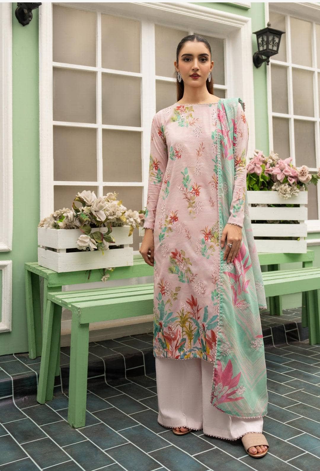 img_gul_jee_mahajal_awwal_boutique