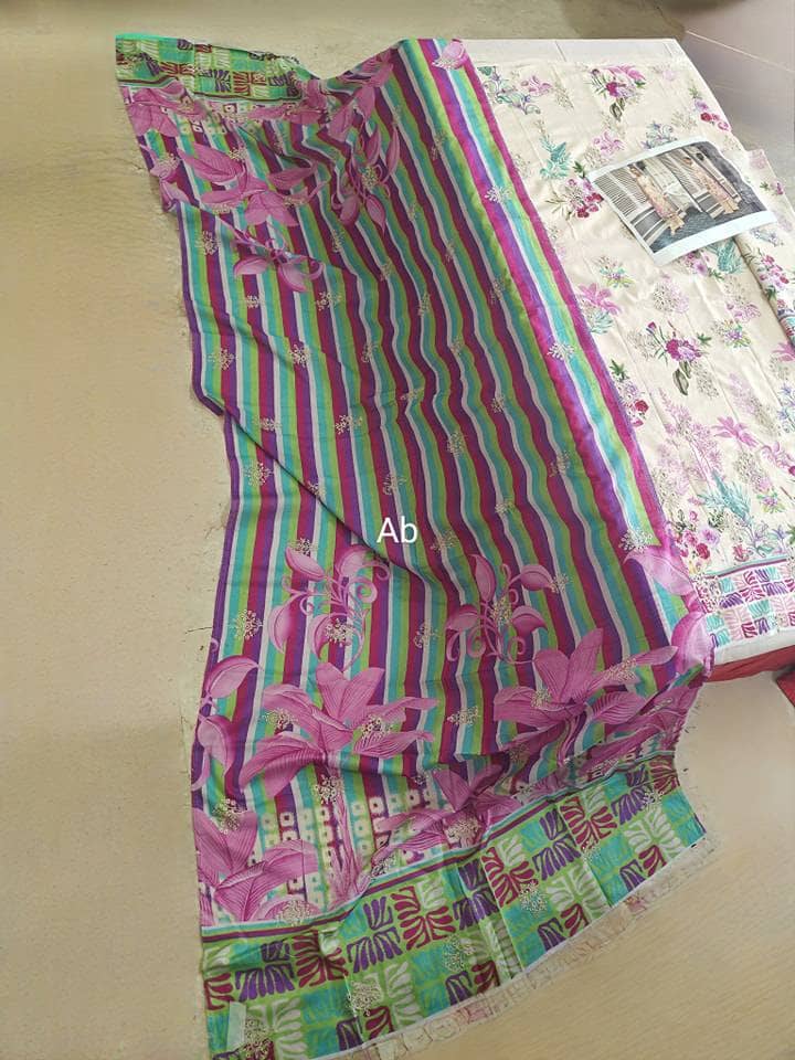 img_gul_jee_mahajal_lawn_awwal_boutique