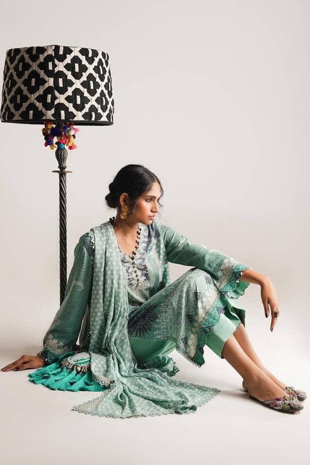 img_mahay_by_sana_safinaz_awwal_boutique