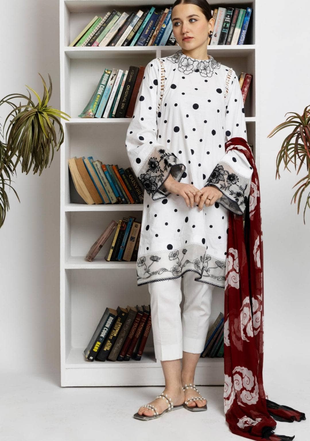 img_house_of_mist_24_awwal_boutique