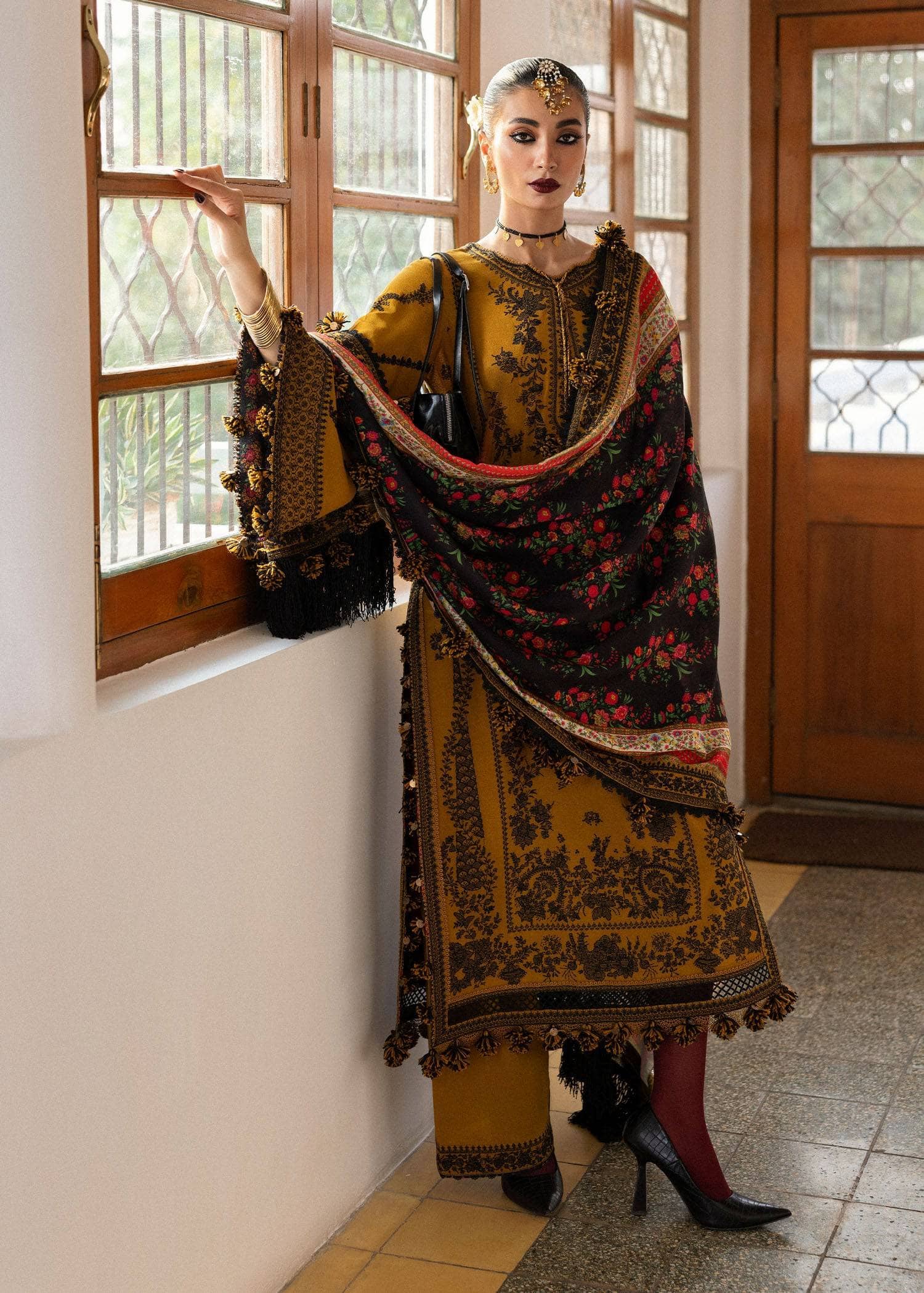 img_hussain_rehar_karandi_awwal_boutique