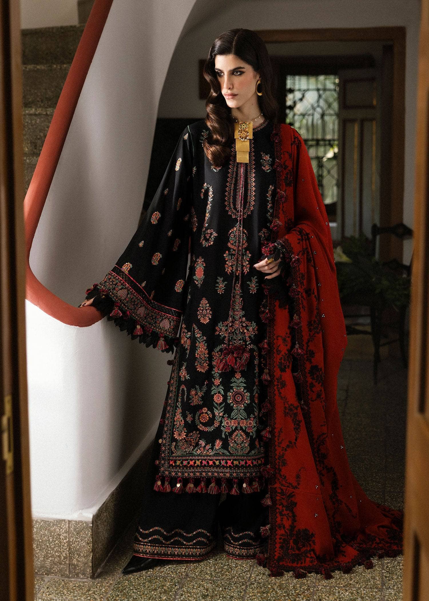 img_hussain_rehar_karandi_awwal_boutique