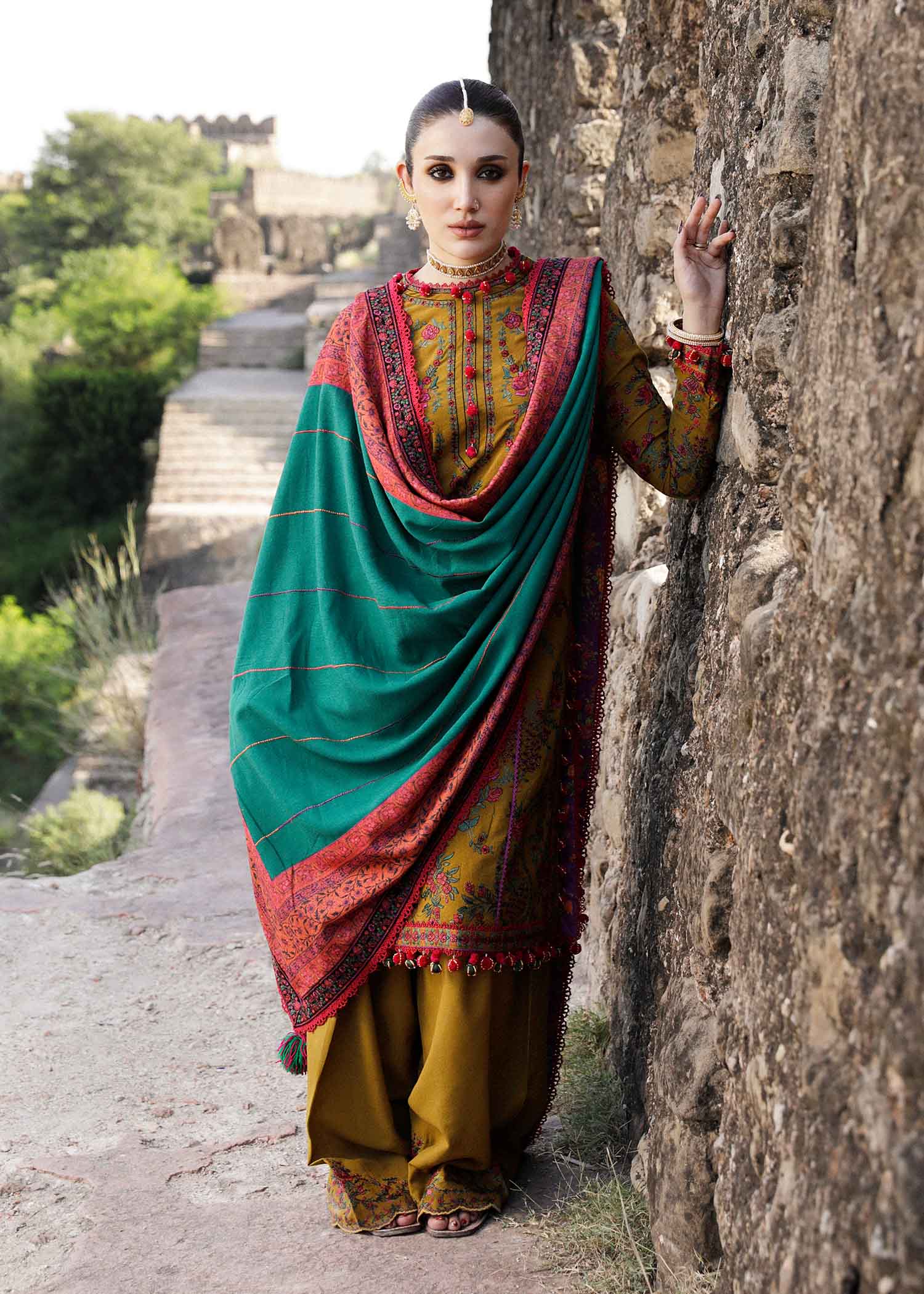 img_hussain_rehar_karandi_awwal_boutique