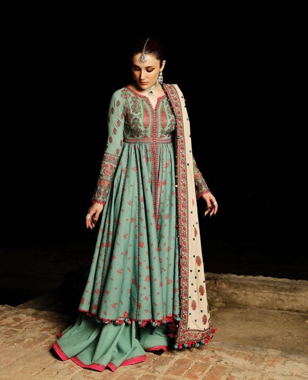 img_hussain_rehar_karandi_awwal_boutique