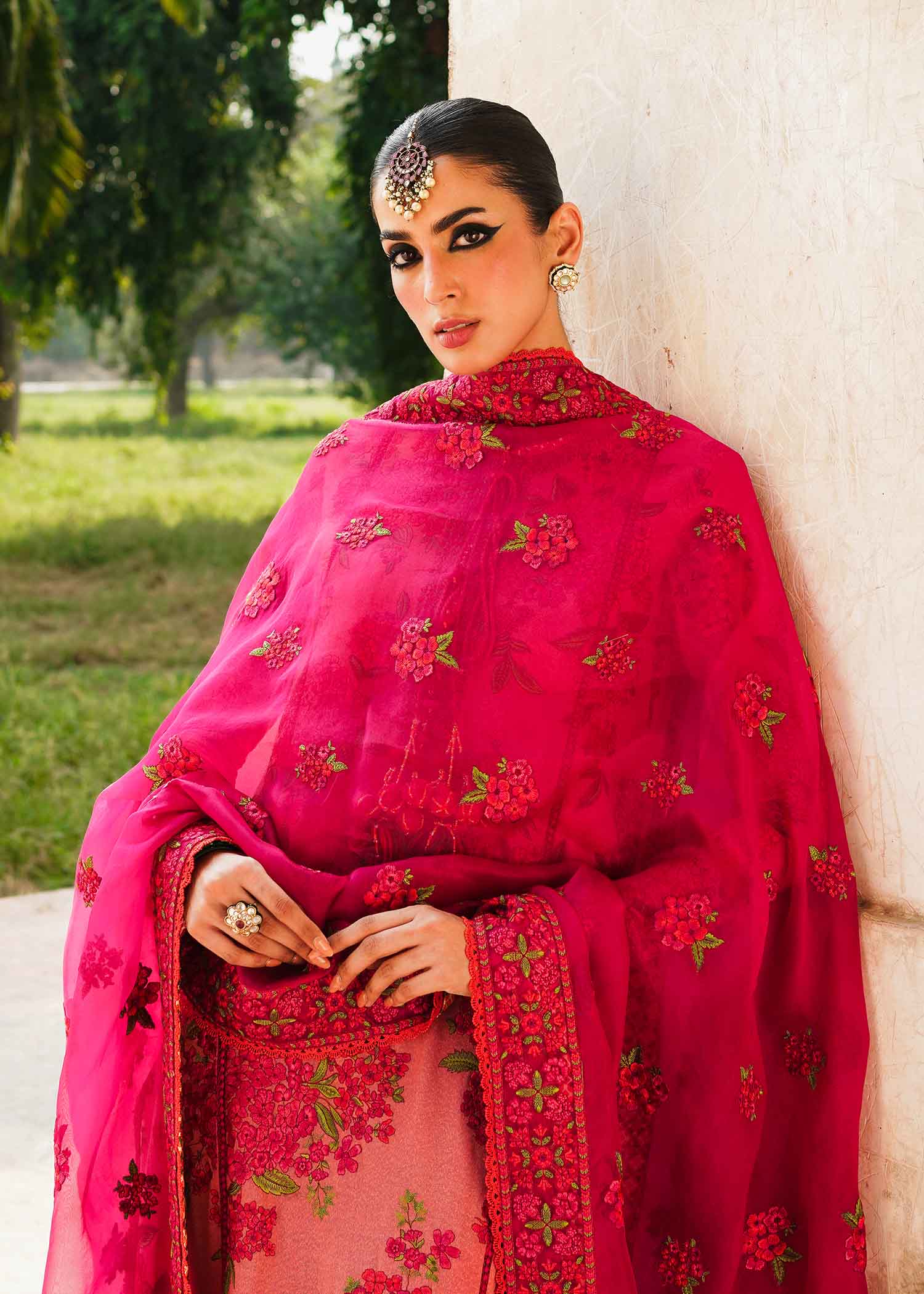 img_hussain_rehar_karandi_awwal_boutique