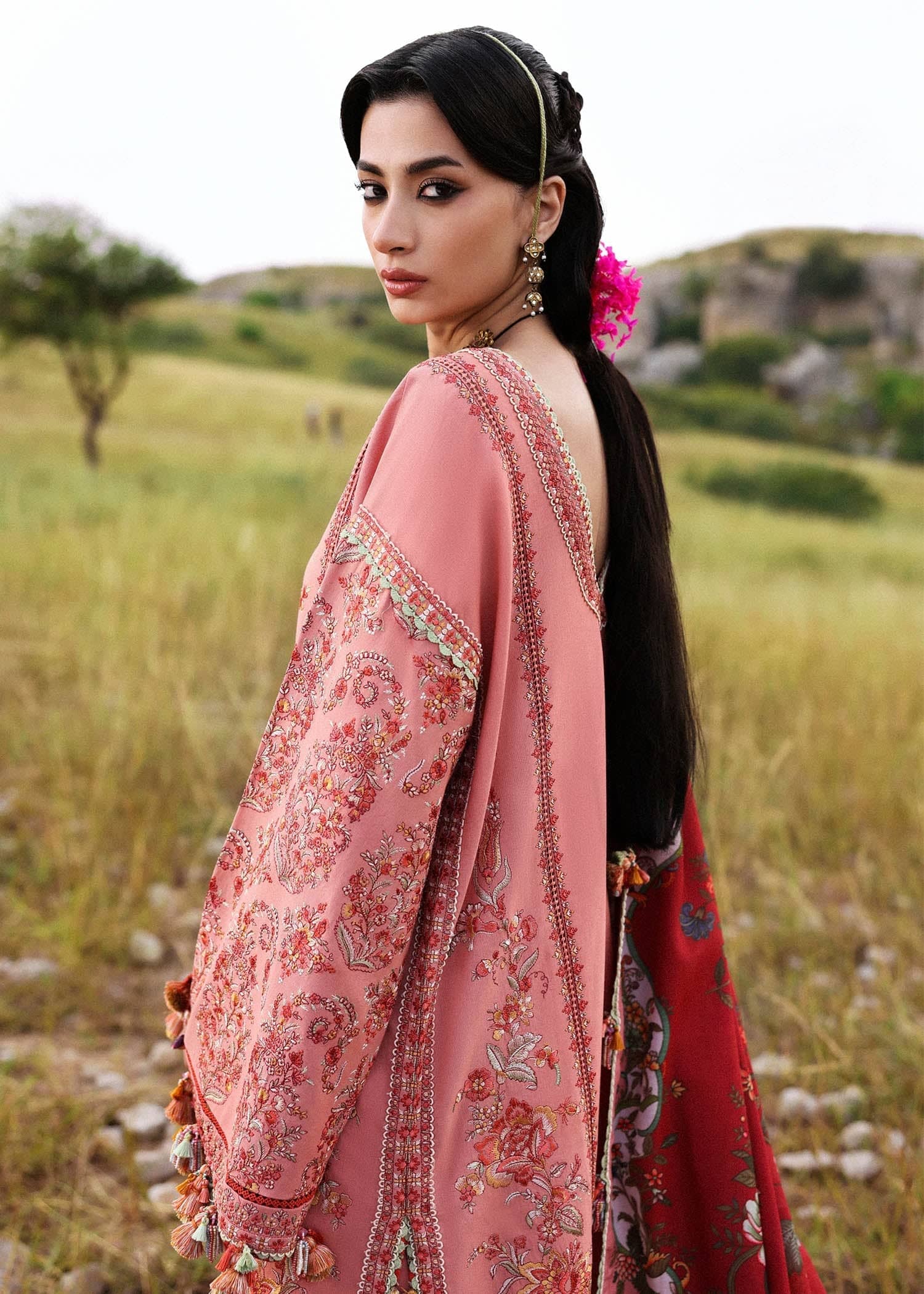 Hussain Rehar Khaddar Winter Pakistani Suits Restocked/Hussain Rehar Khaddar 25/Mahpara