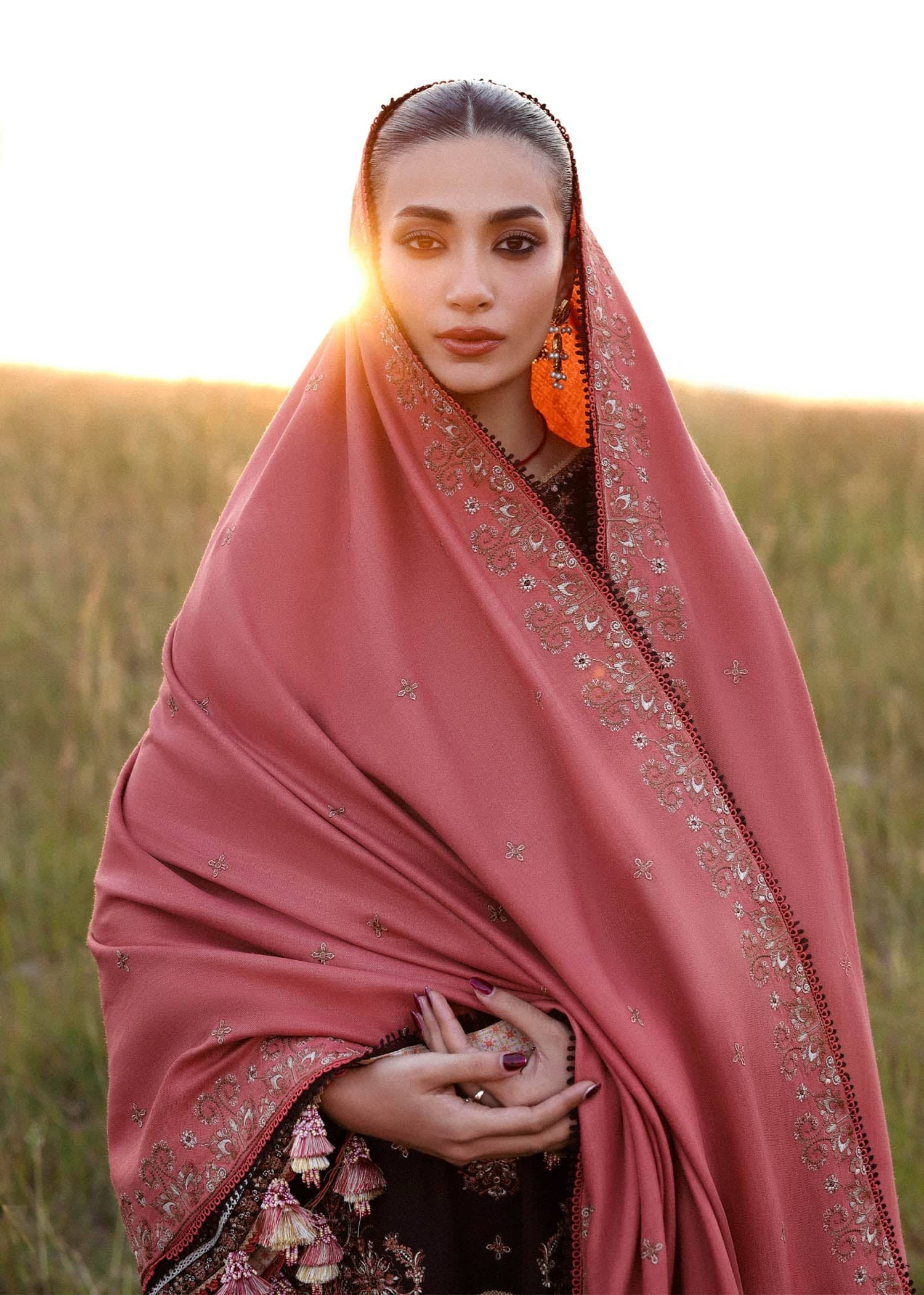 Hussain Rehar Khaddar Winter Pakistani Suits Restocked/Hussain Rehar Khaddar 25/Nazneen