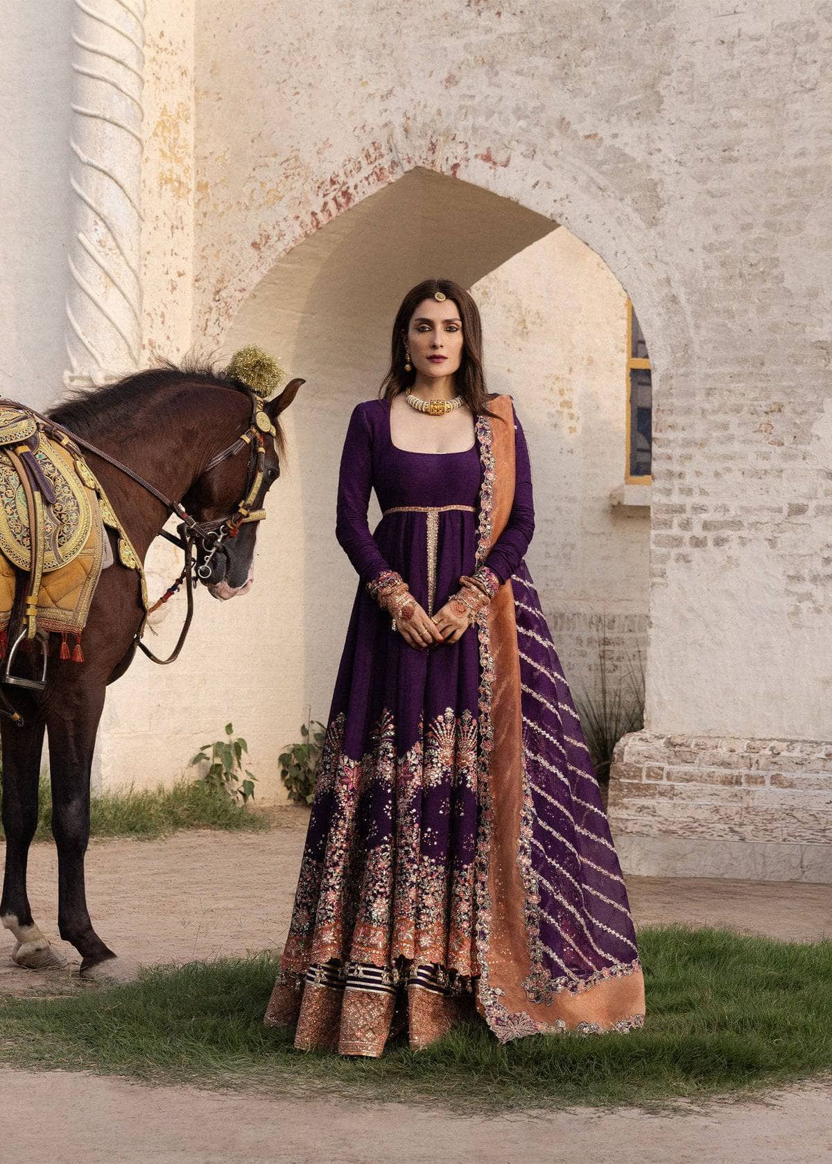 img_hussain_rehar_doll_house_awwal_boutique