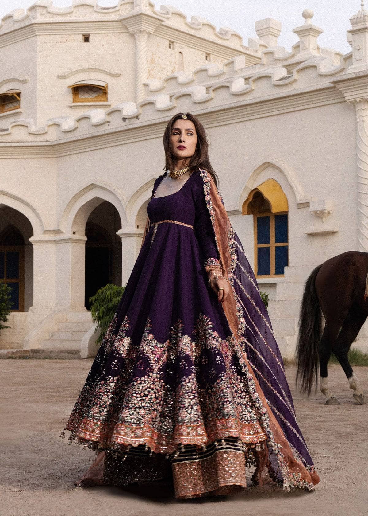 img_hussain_rehar_doll_house_awwal_boutique