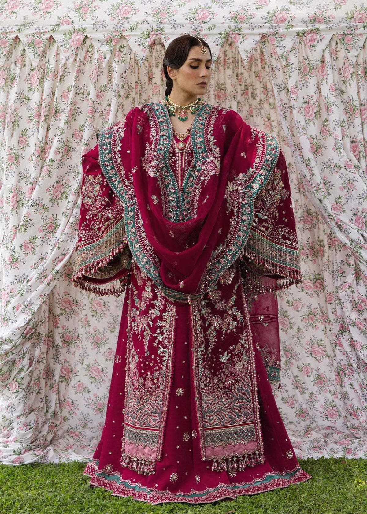 img_hussain_rehar_doll_house_awwal_boutique
