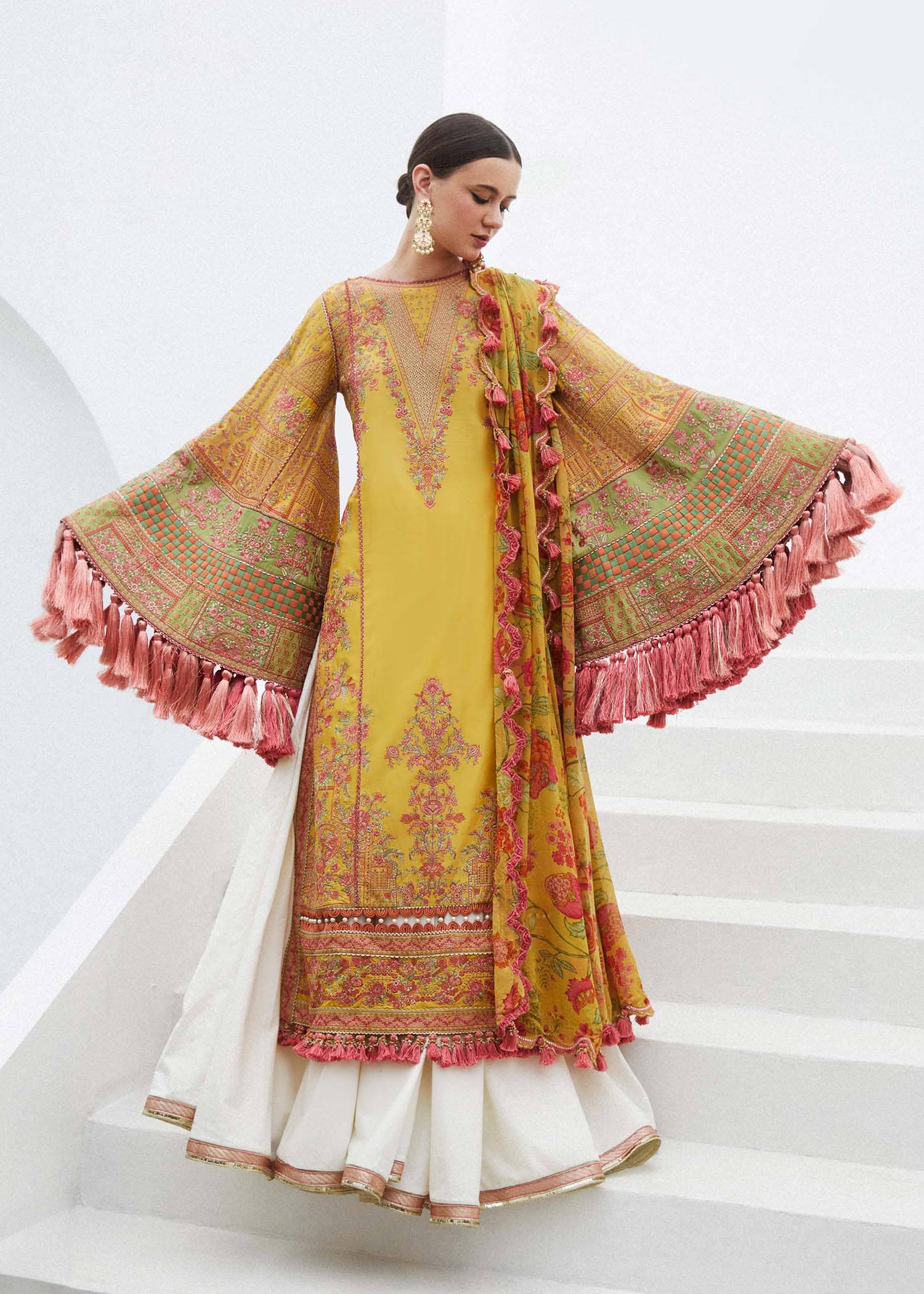 img_hussain_rehar_lawn_24_awwal_boutique