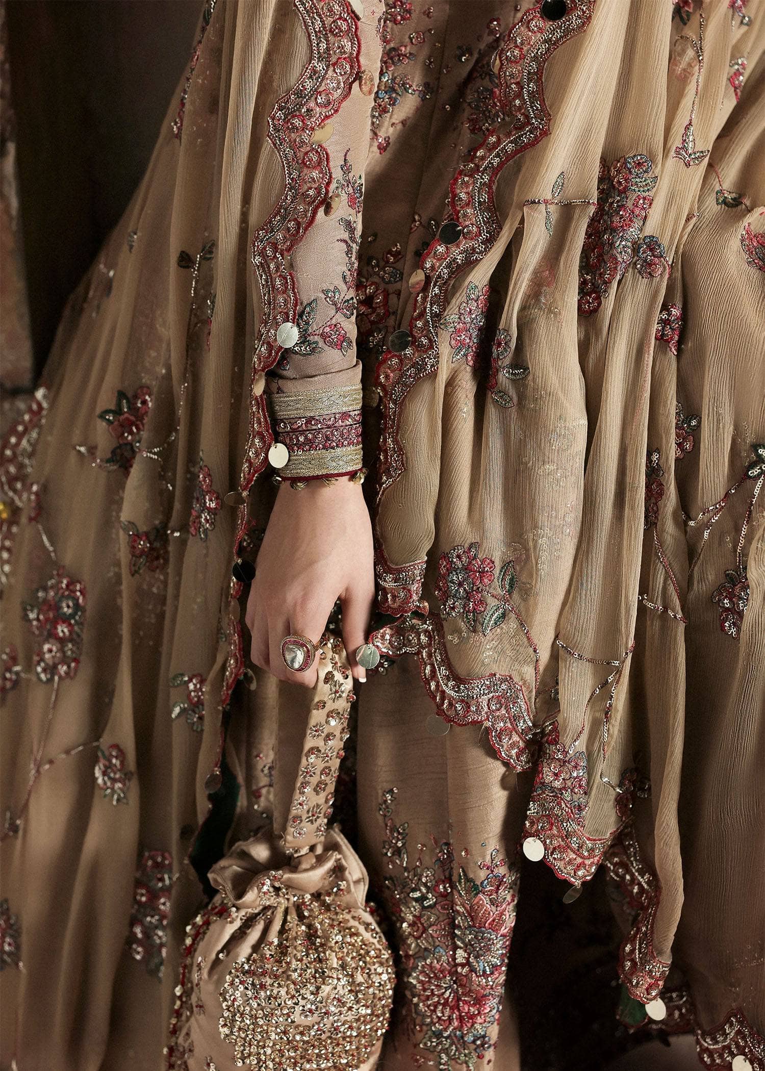 img_hussain_rehar_wedding_massarat_wedding_awwal_boutique