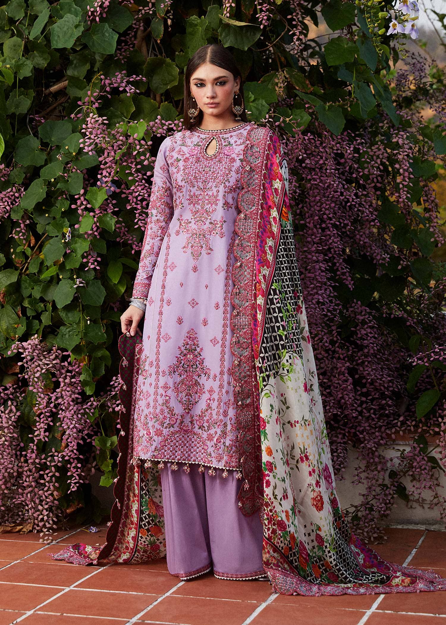 img_hussain_rehar_lawn_24_awwal_boutique