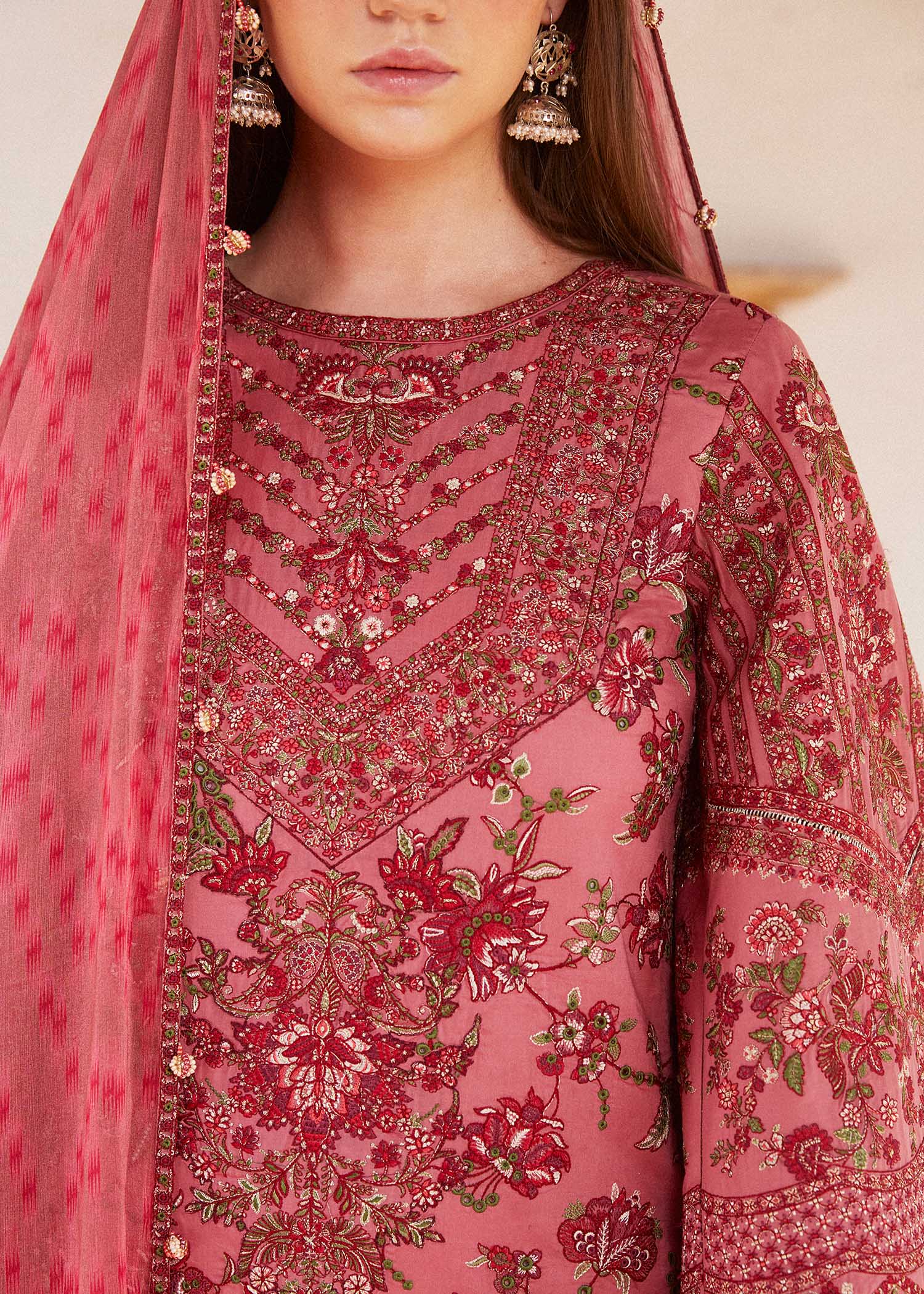 img_hussain_rehar_lawn_24_awwal_boutique
