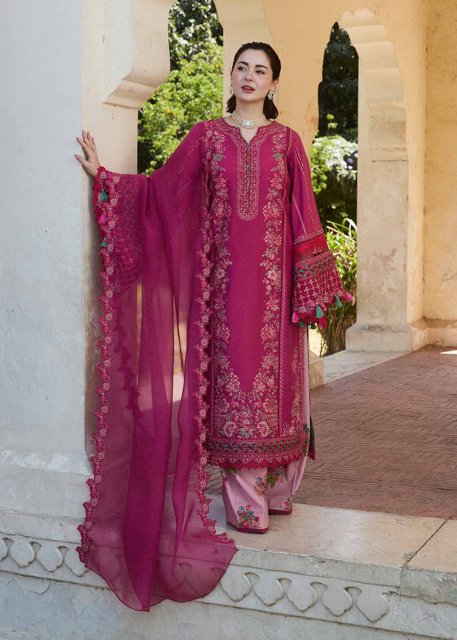img_hussain_rehar_lawn_awwal_boutique