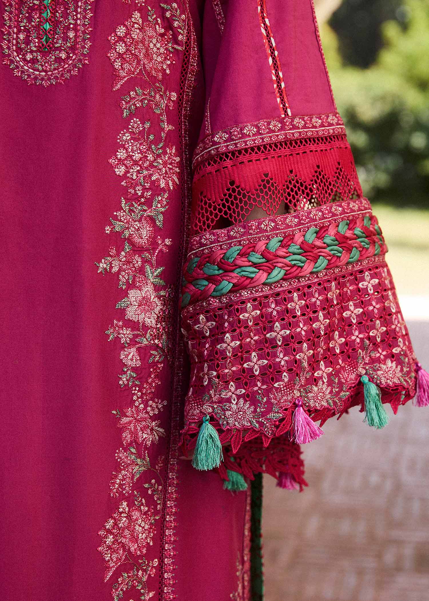 img_hussain_rehar_lawn_awwal_boutique