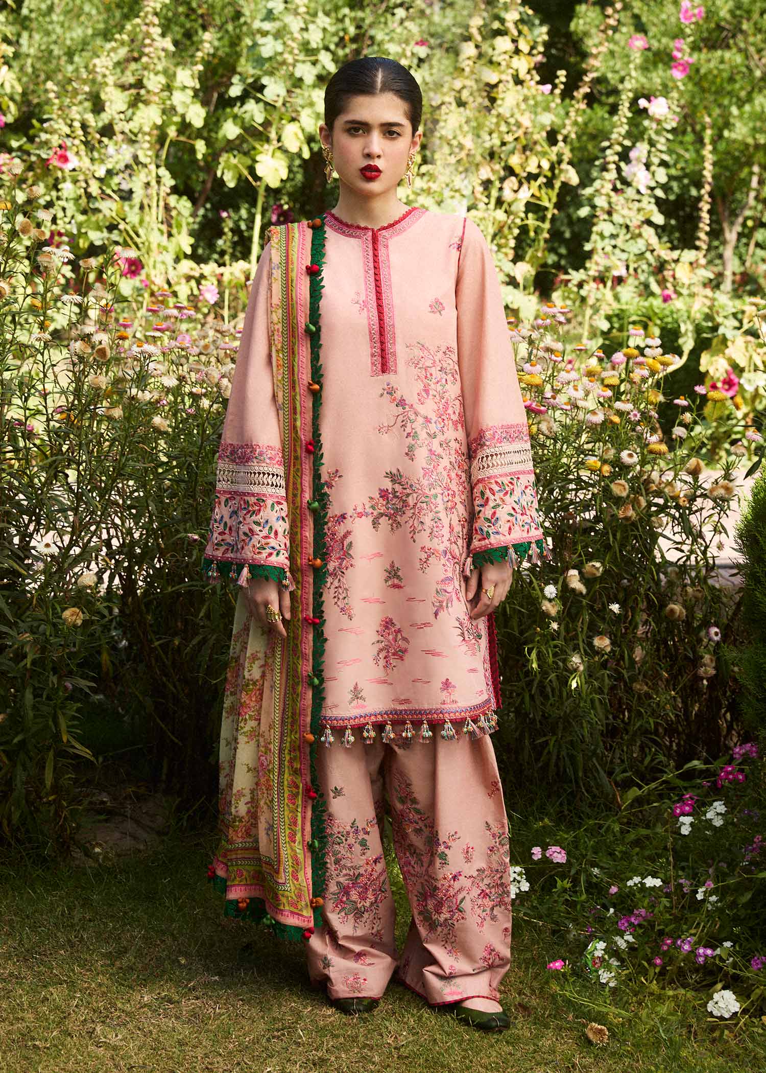 img_hussain_rehar_lawn_awwal_boutique