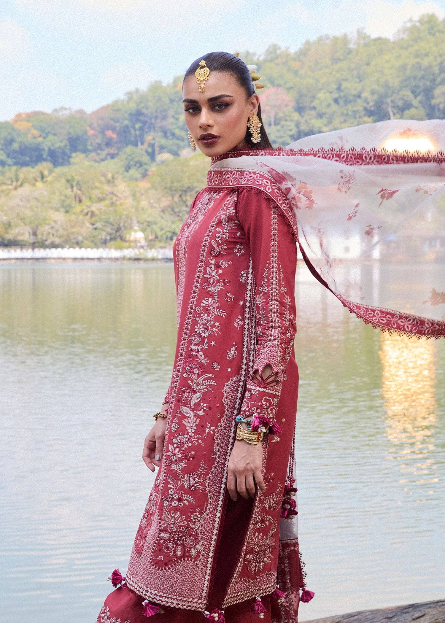 Restocked/Hussain Rehar Lawn 25/Flare/Dark Coral
