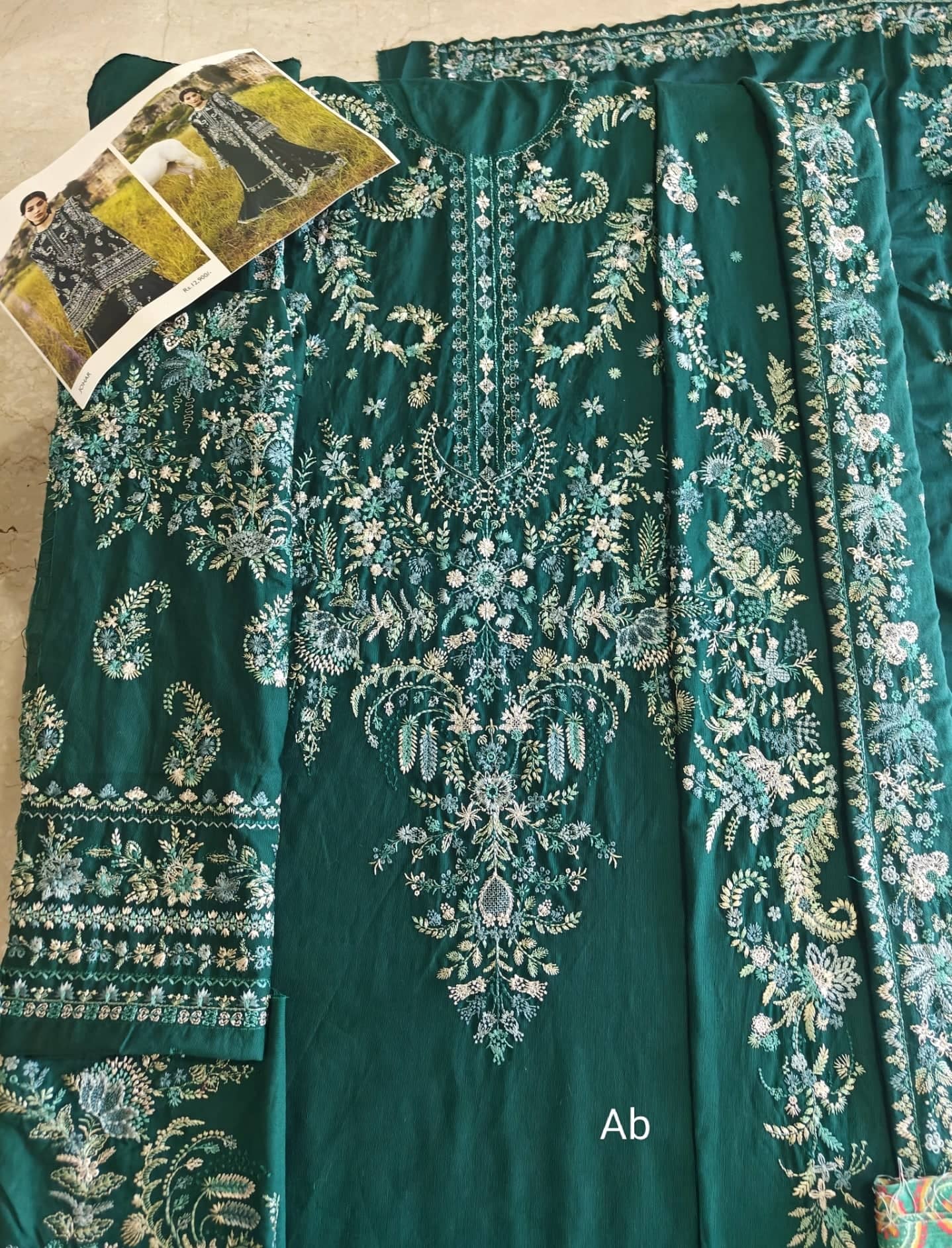 Hussain Rehar open pics Open Pic/Hussain Rehar Khaddar 25/Johar