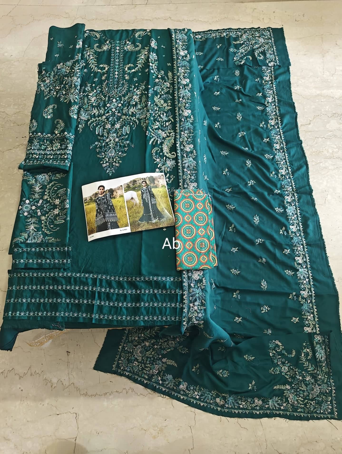 Hussain Rehar open pics Open Pic/Hussain Rehar Khaddar 25/Johar