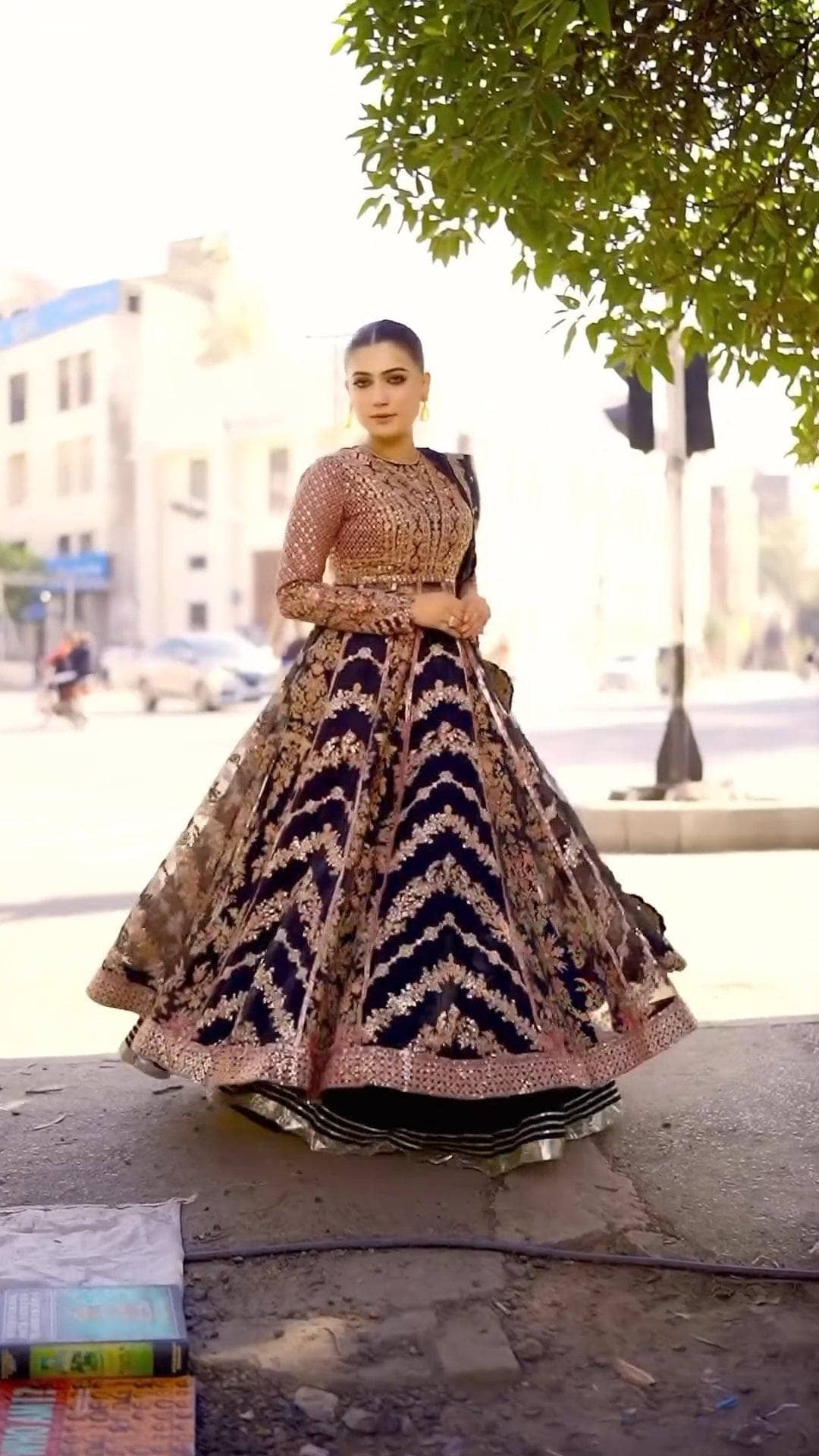 Img_hussain_rehar_wedding_awwal_boutique
