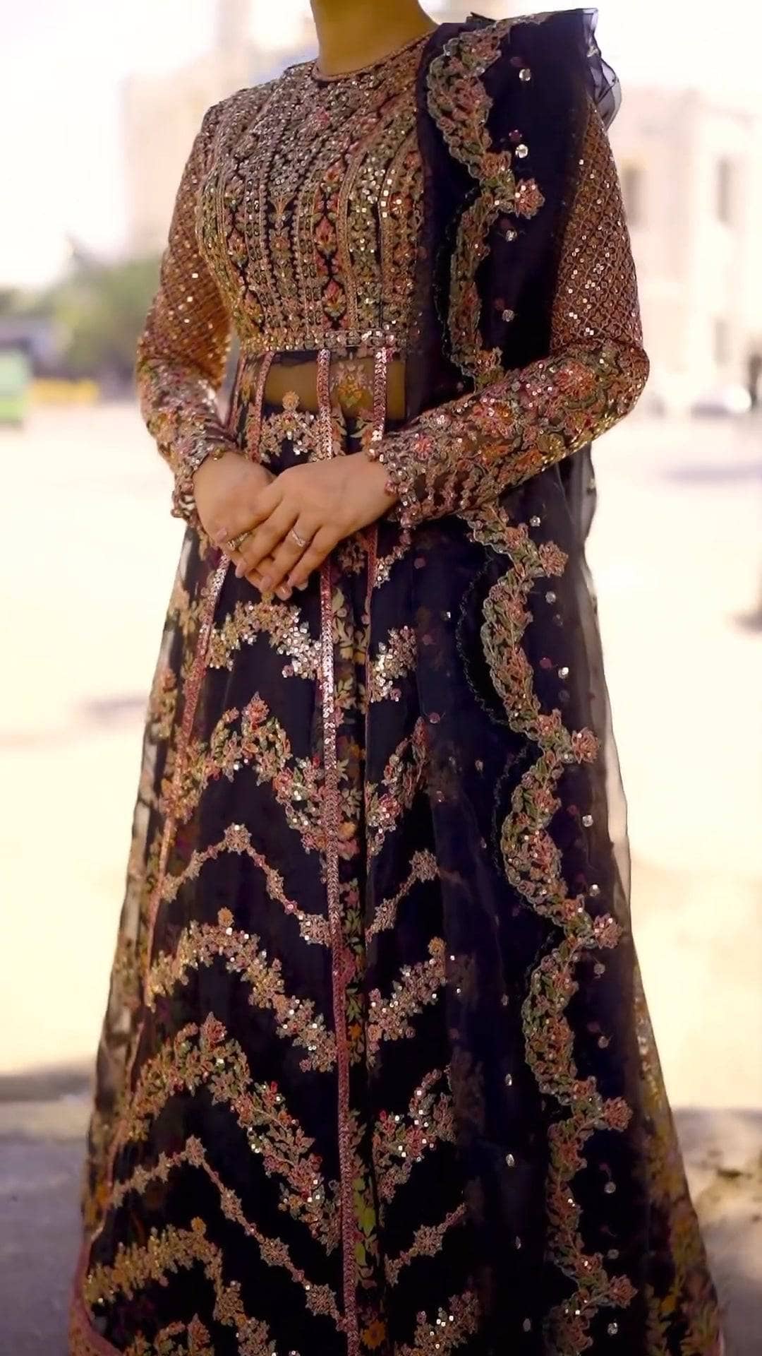Img_hussain_rehar_wedding_awwal_boutique