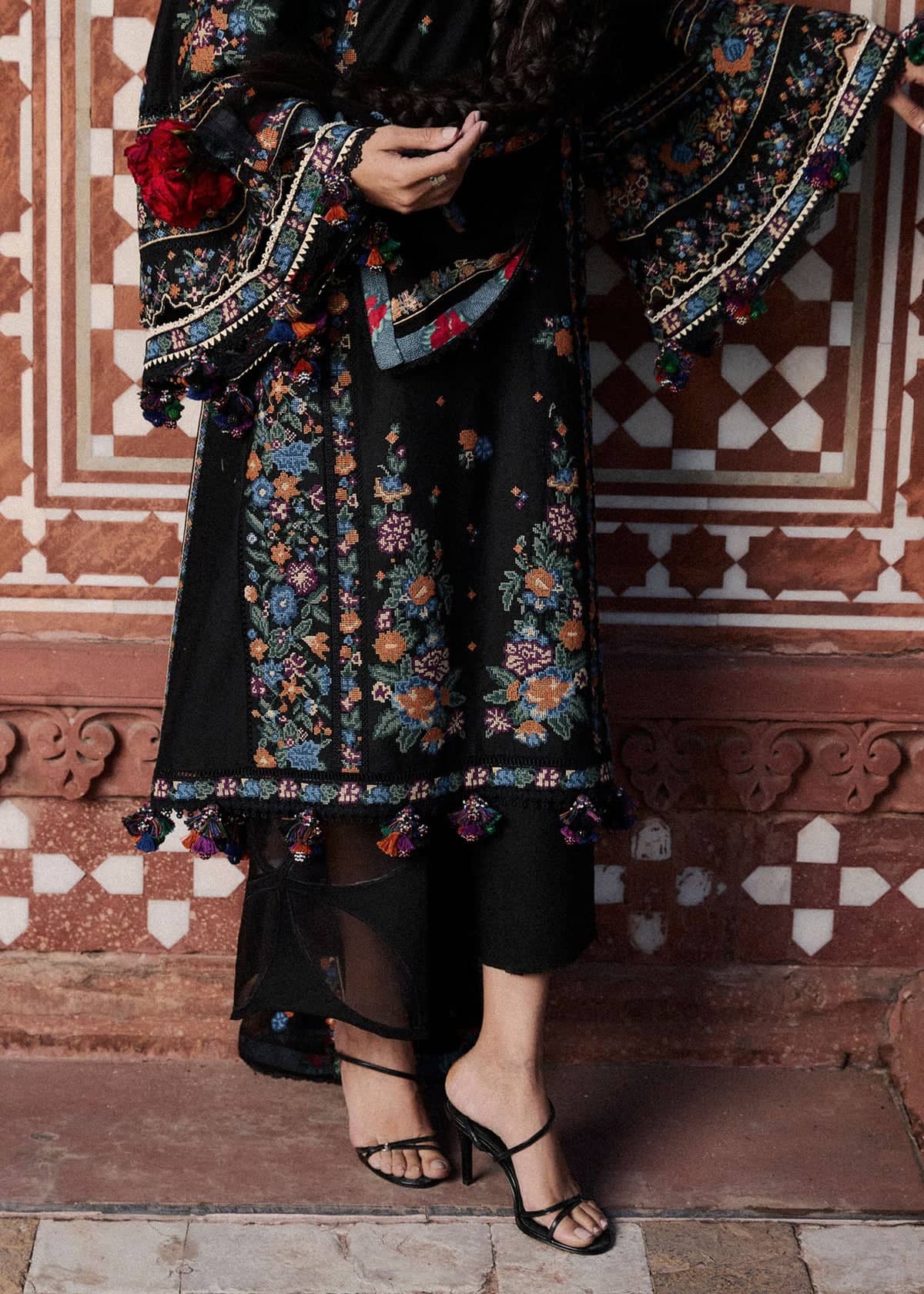 Restocked/Hussain Rehar Zan Luxury Lawns/Aswa/
