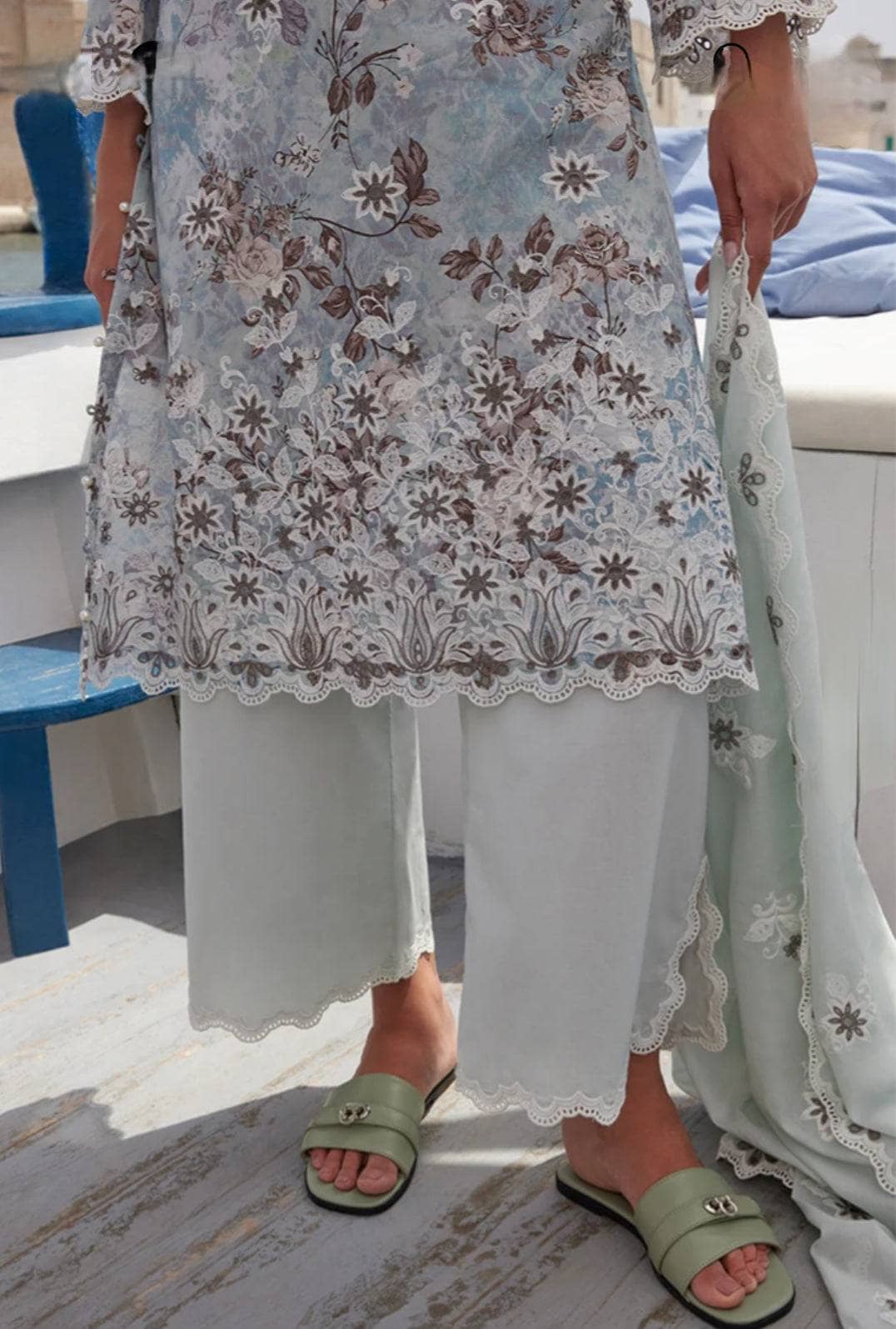 img_image_printkari_lawn_vol_2_awwal_boutique