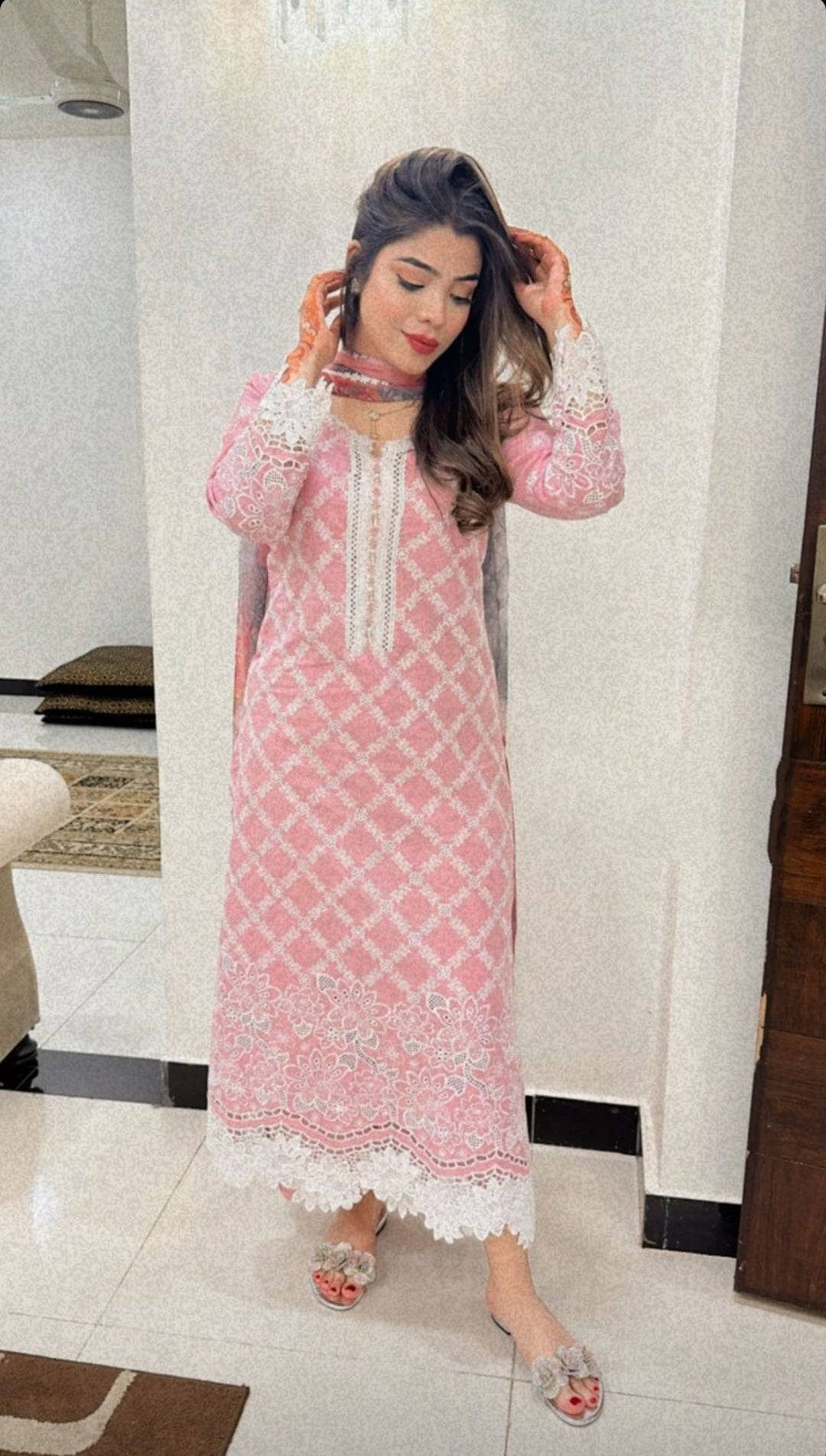 img_lawnkari_lawn_23_awwal_boutique