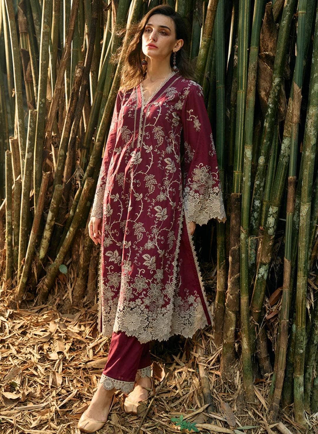 img_image_lawnkari_awwal_boutique