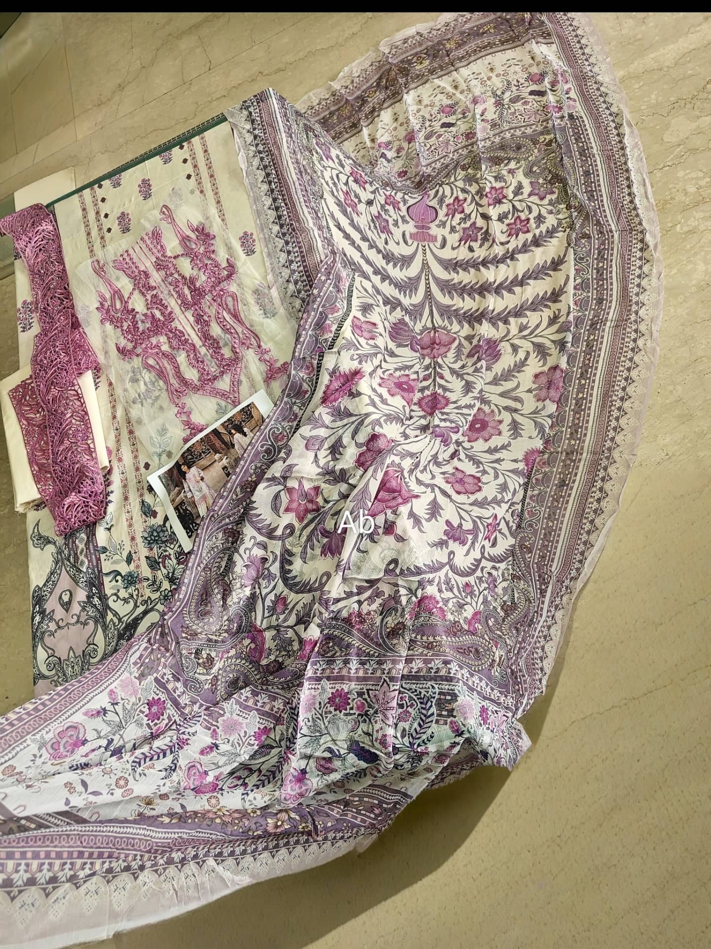 img_jade_bliss_lawn_awwal_boutique