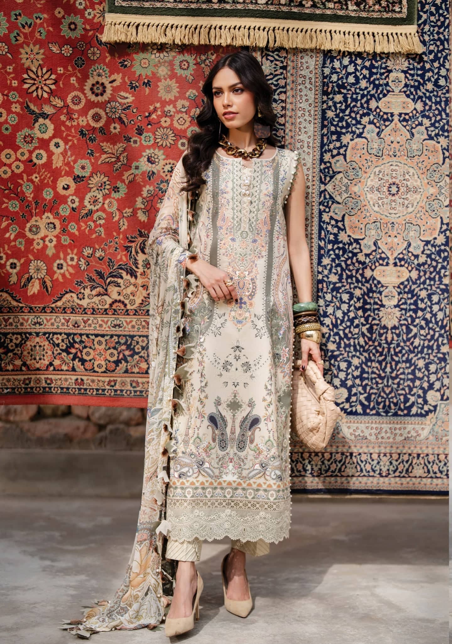 img_jade_bliss_lawn_26_awwal_boutique