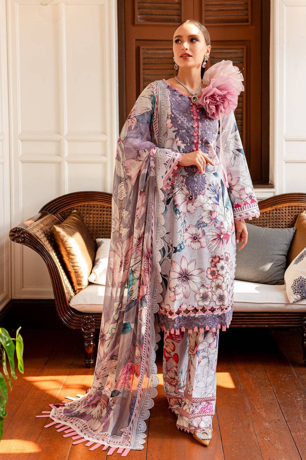 img_jade_flora_lawn_24_awwal_boutique