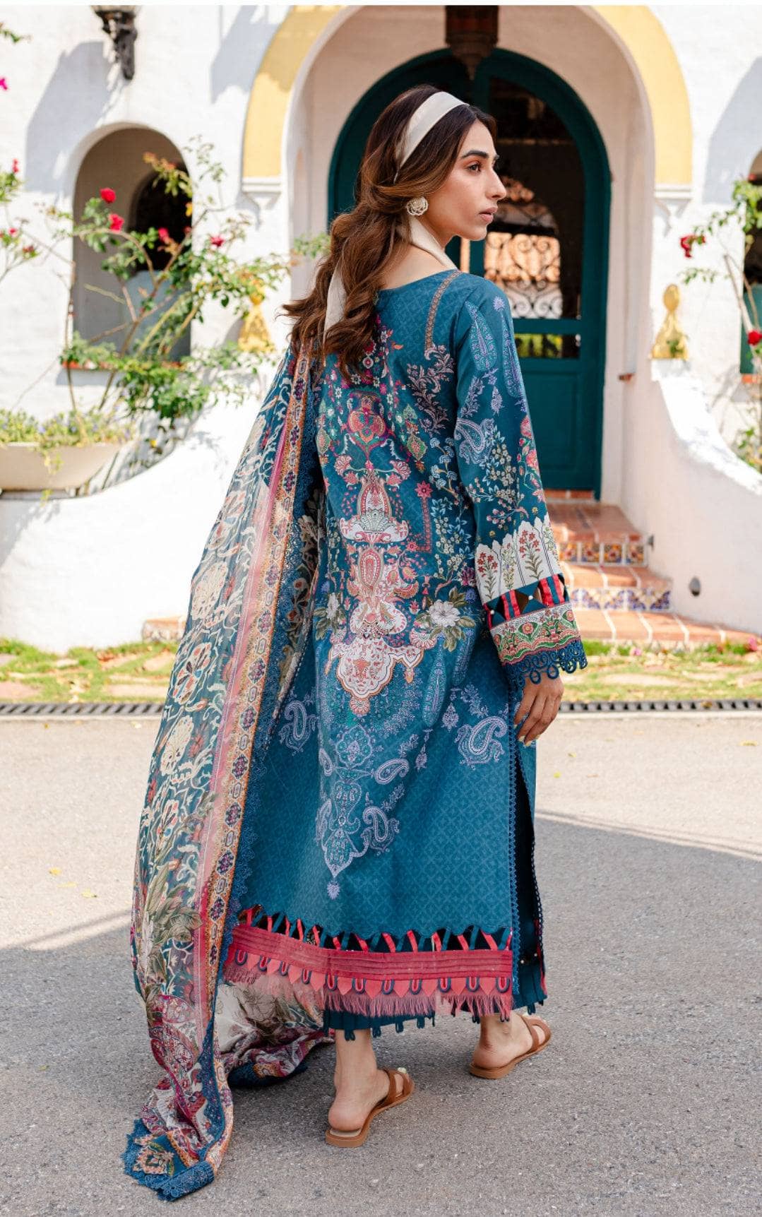 Img_jade_urban_awwal_boutique