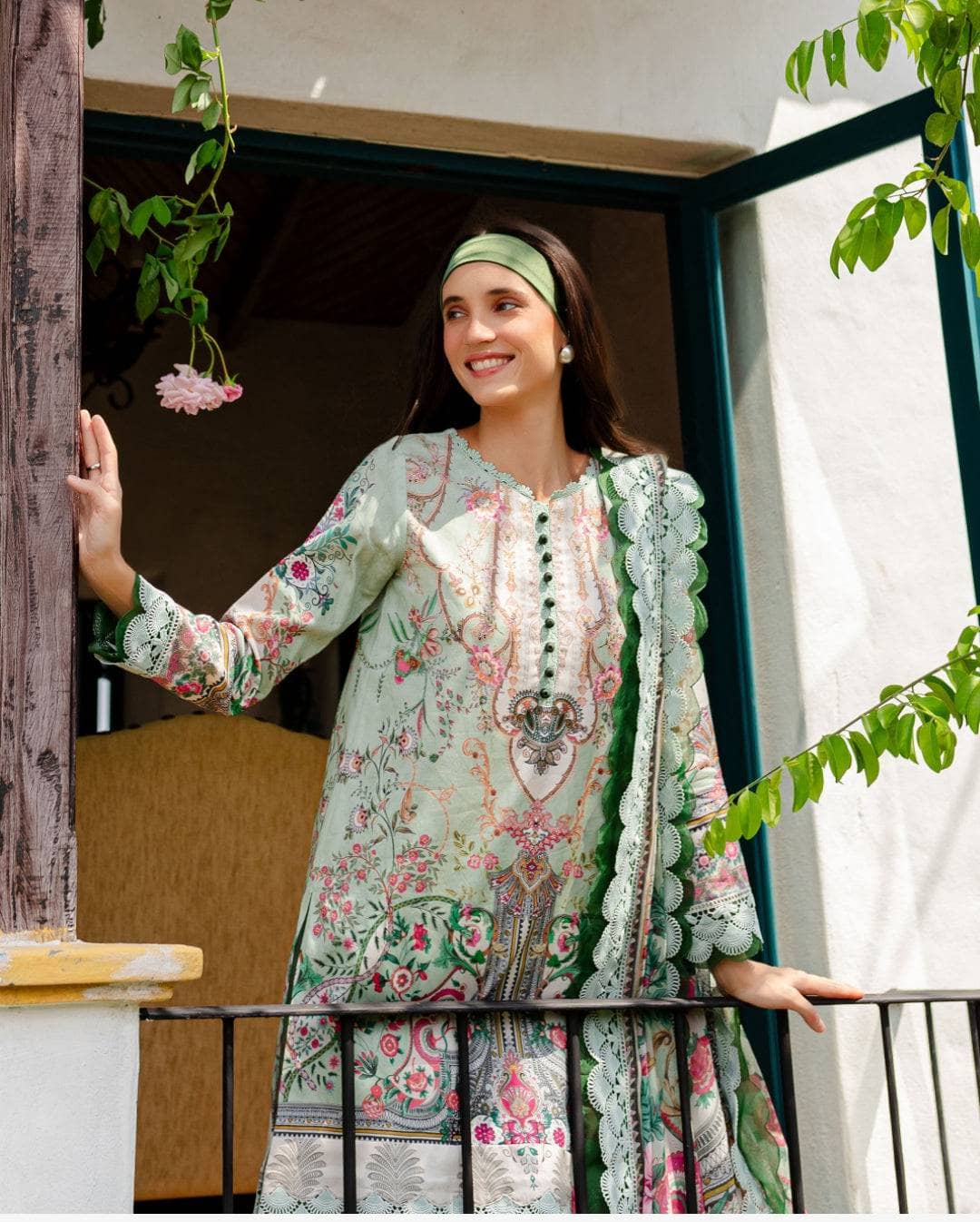 Img_jade_urban_awwal_boutique