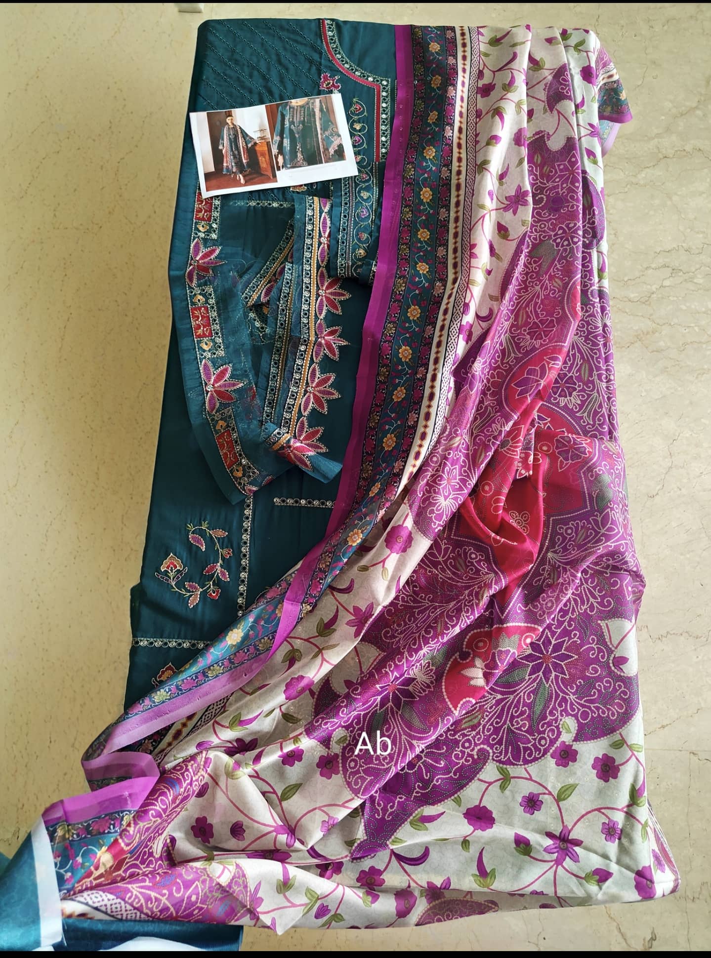 Open Pic/Jazmin Shahkaar Lawn/SL26-D10/Tissue Silk Dupatta
