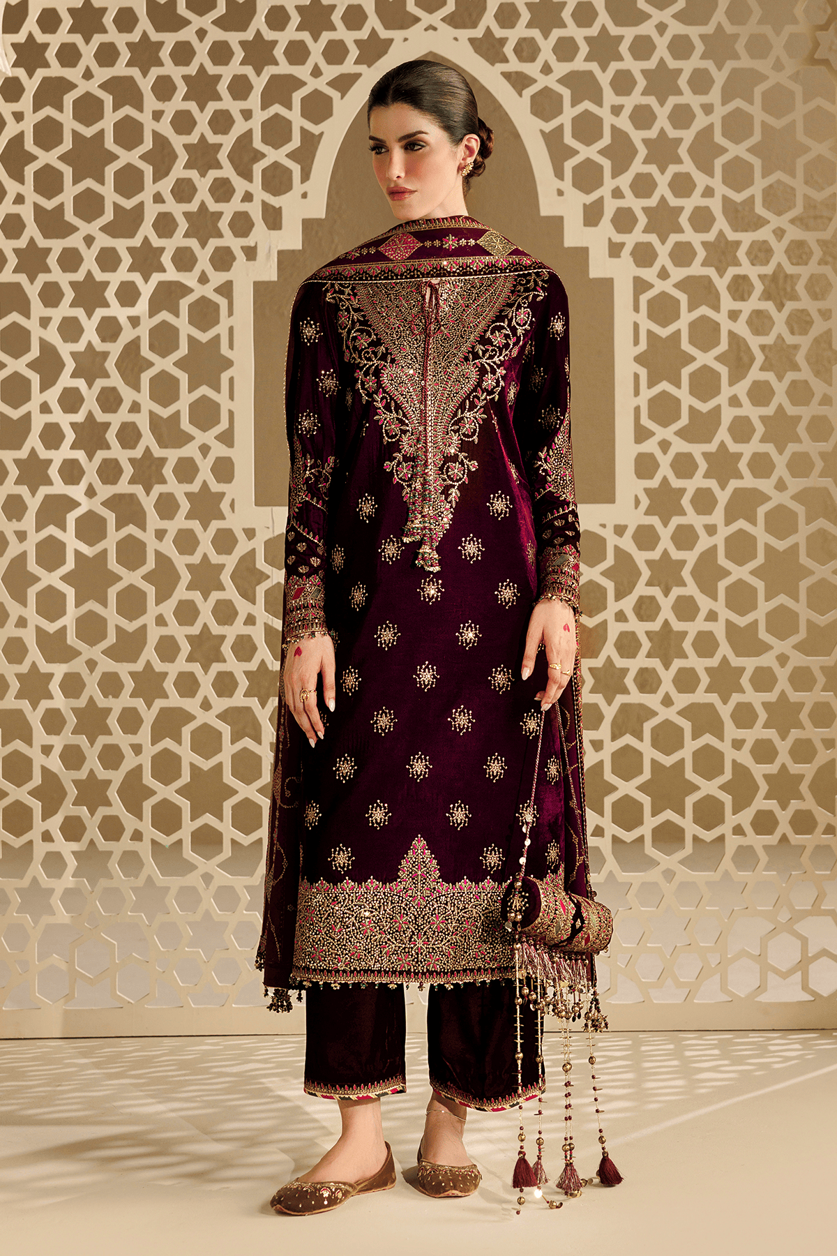 img_jazmin_velvet_awwal_boutique