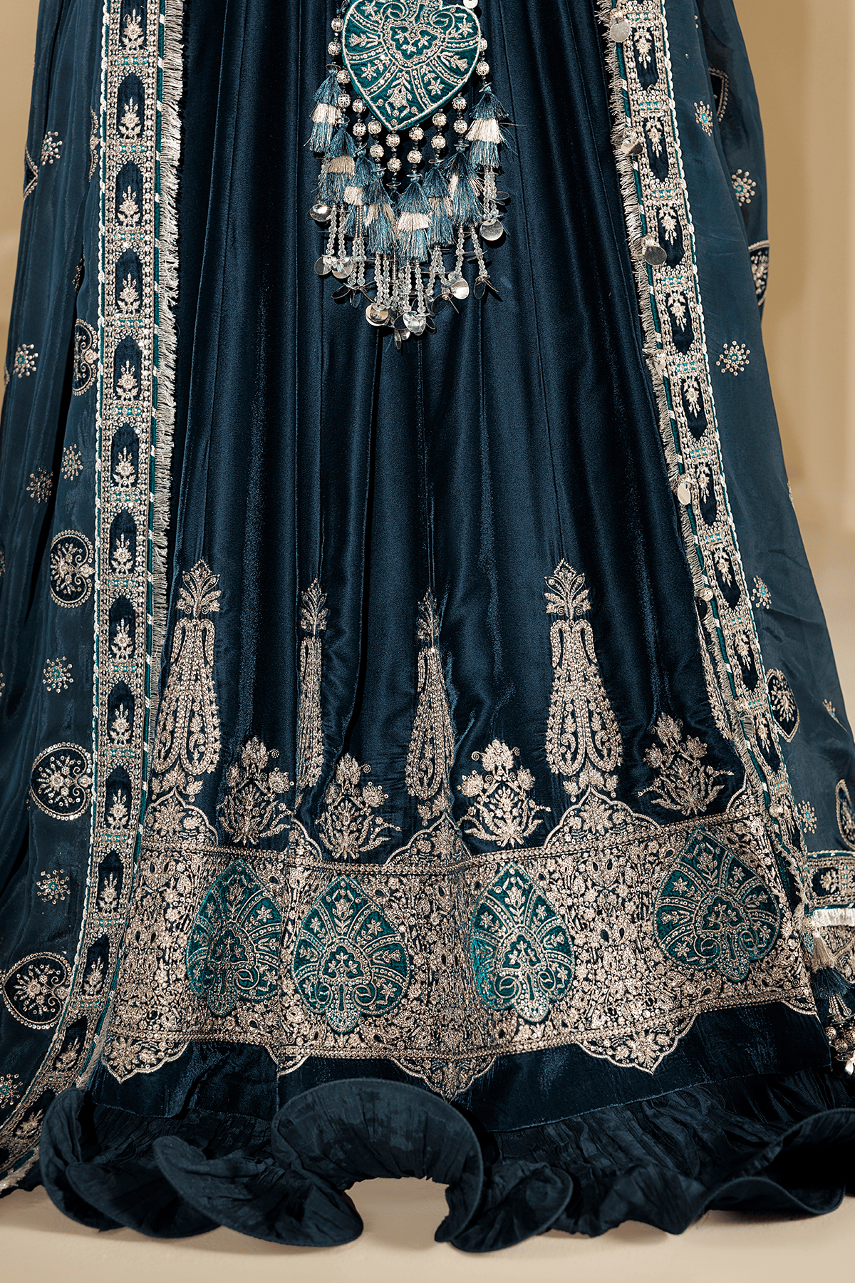 Jazmin Chandni/Royal Pure Velvet Wedding/CVF26-D09
