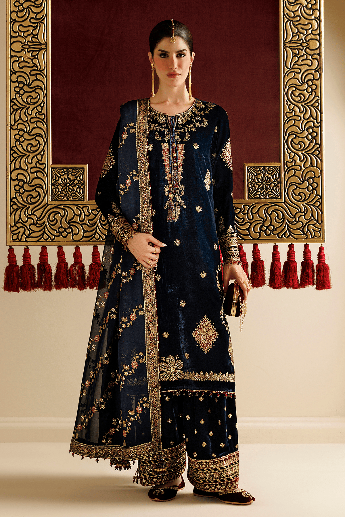 img_jazmin_velvet_awwal_boutique