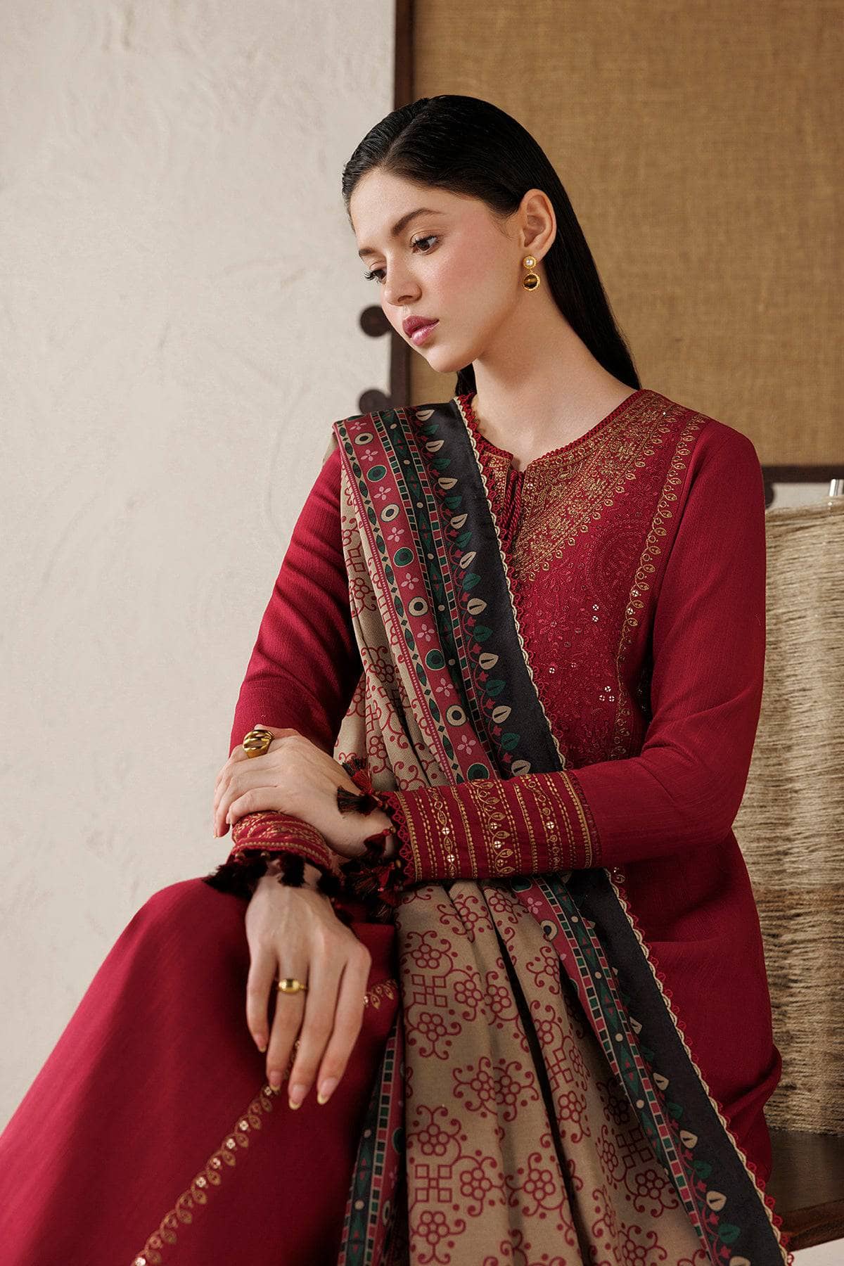 img_jazmin_winter_awwal_boutique