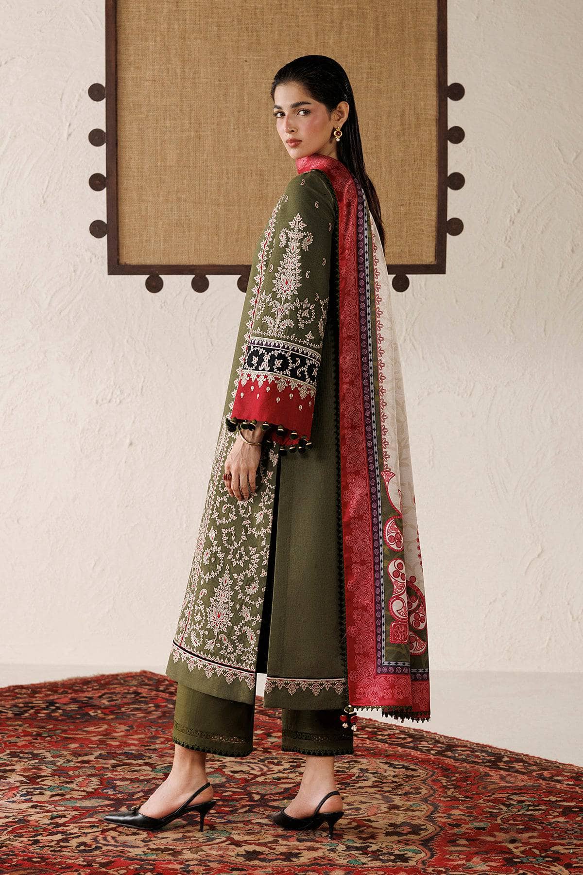 Jazmin Winter Luxury 26/Exclusive/EMBROIDERED PREMIUM KHADDAR UW-0255