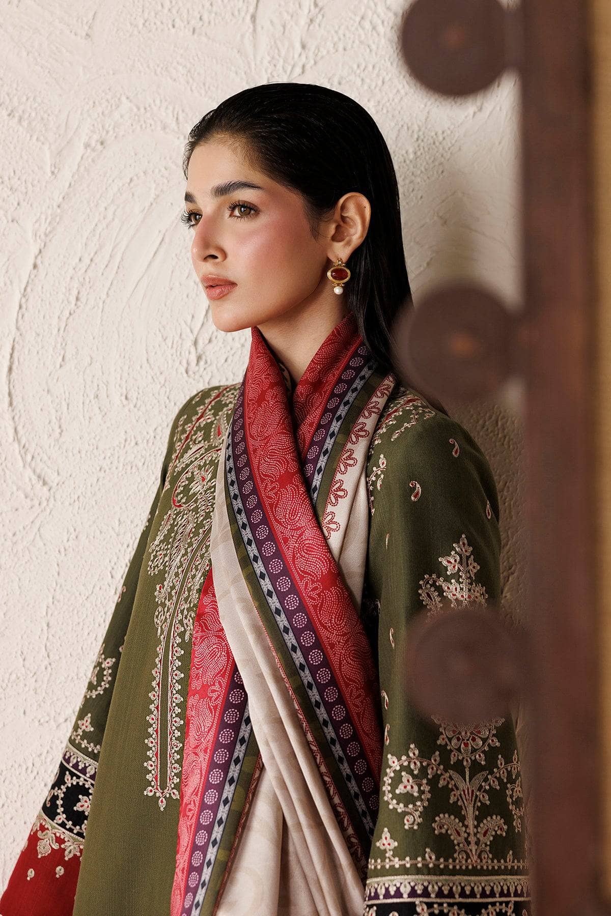 Jazmin Winter Luxury 26/Exclusive/EMBROIDERED PREMIUM KHADDAR UW-0255