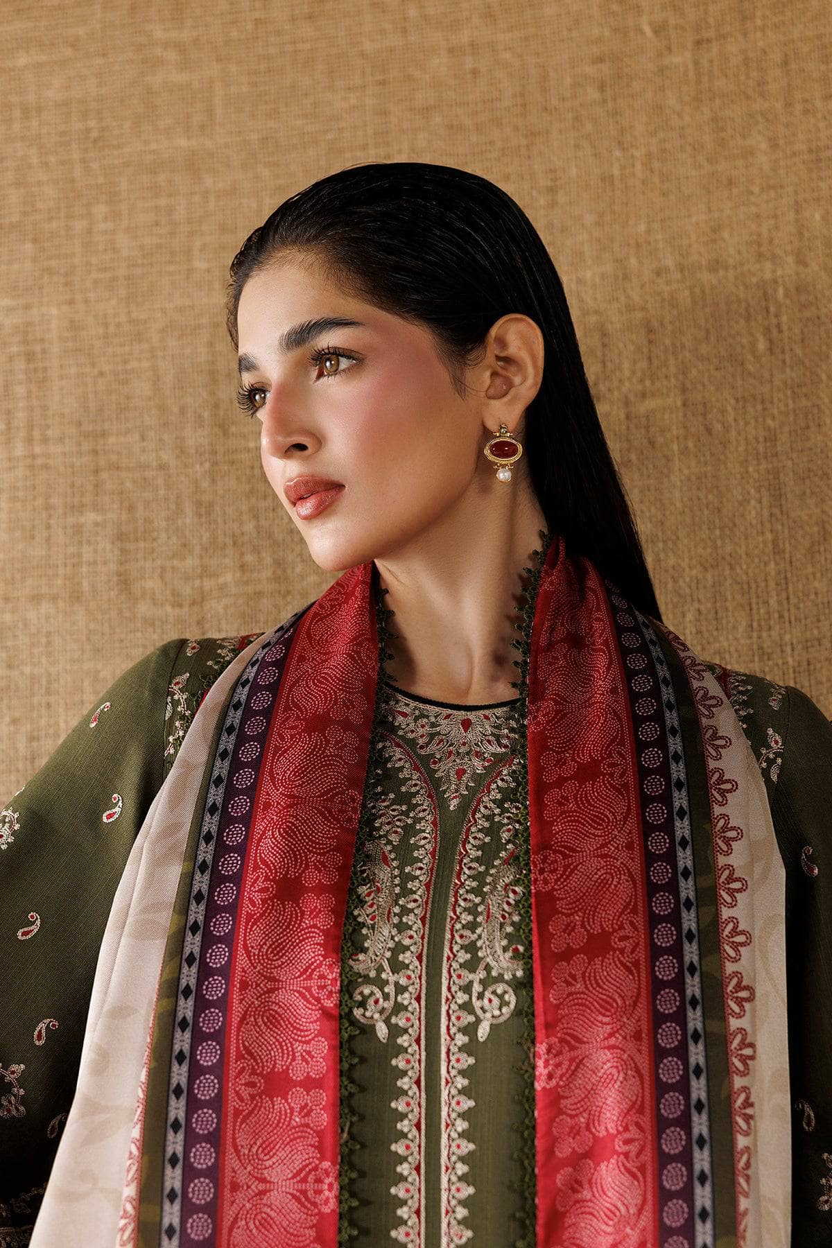 Jazmin Winter Luxury 26/Exclusive/EMBROIDERED PREMIUM KHADDAR UW-0255