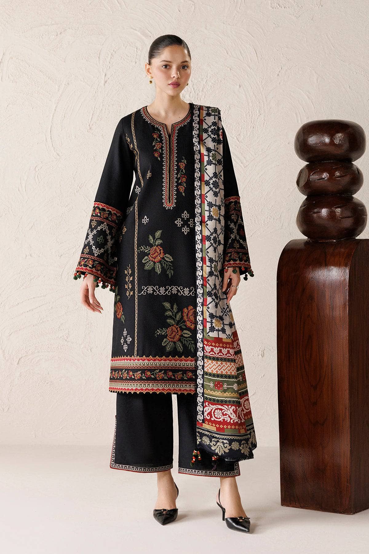 Jazmin Winter Luxury 26/Exclusive/EMBROIDERED PREMIUM KHADDAR UW-0270