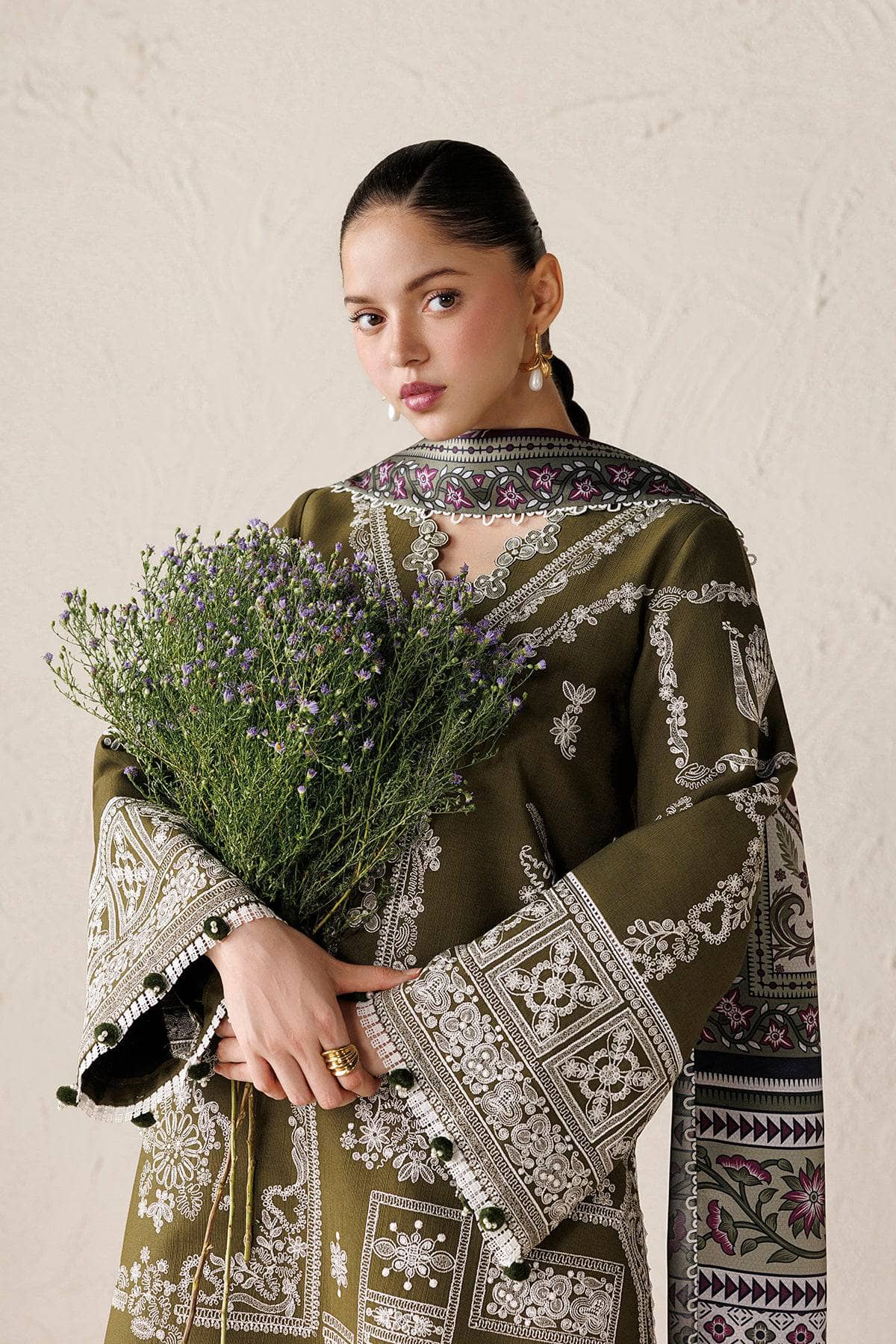 Jazmin Winter Luxury 26/Exclusive/EMBROIDERED PREMIUM KHADDAR UW-0271