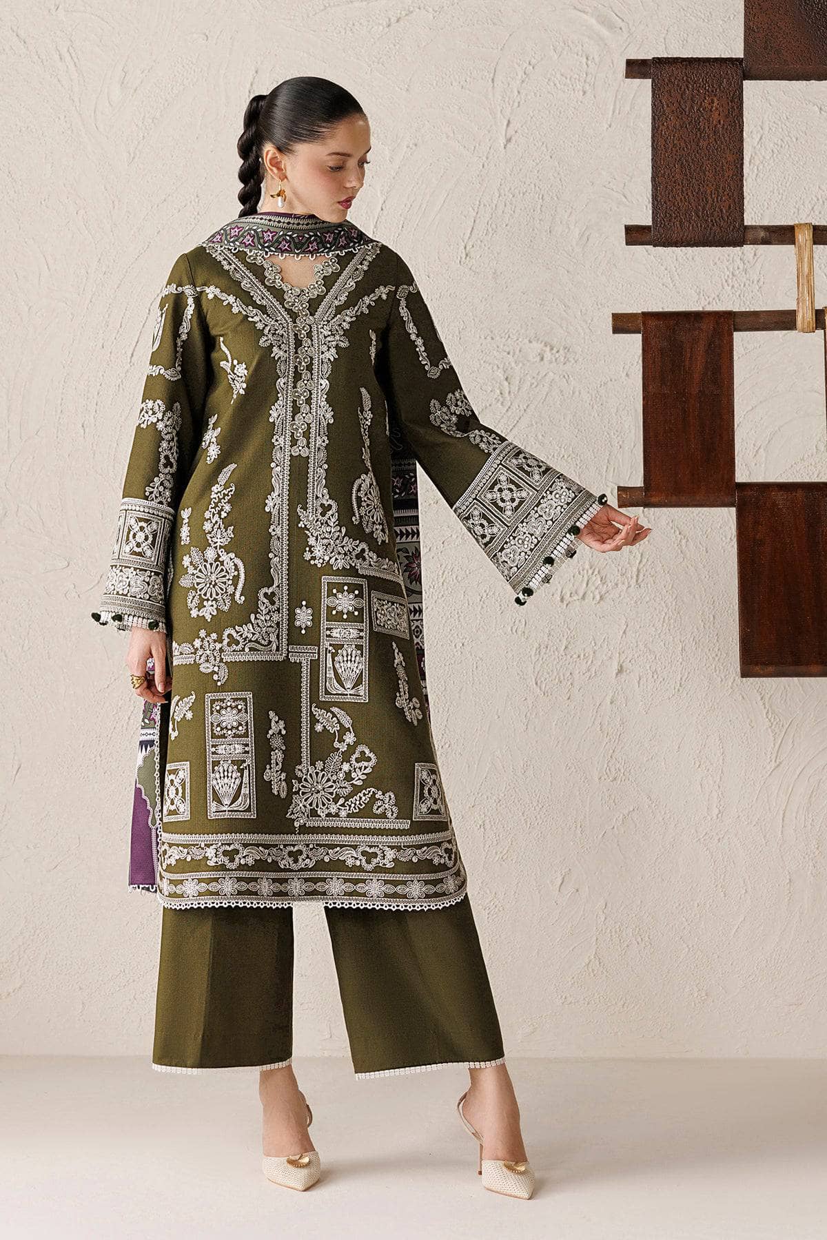 Jazmin Winter Luxury 26/Exclusive/EMBROIDERED PREMIUM KHADDAR UW-0271
