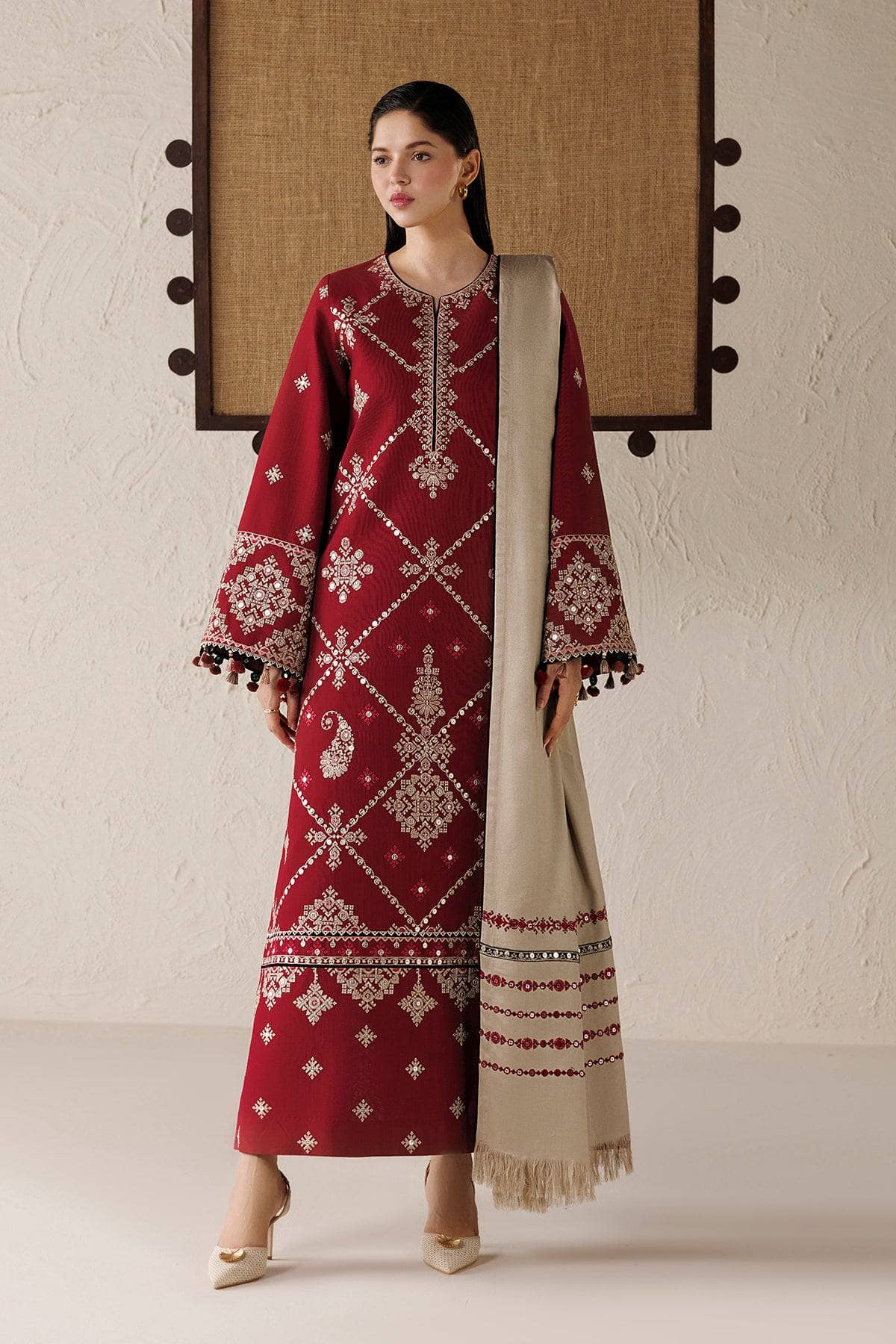 img_jazmin_winter_awwal_boutique
